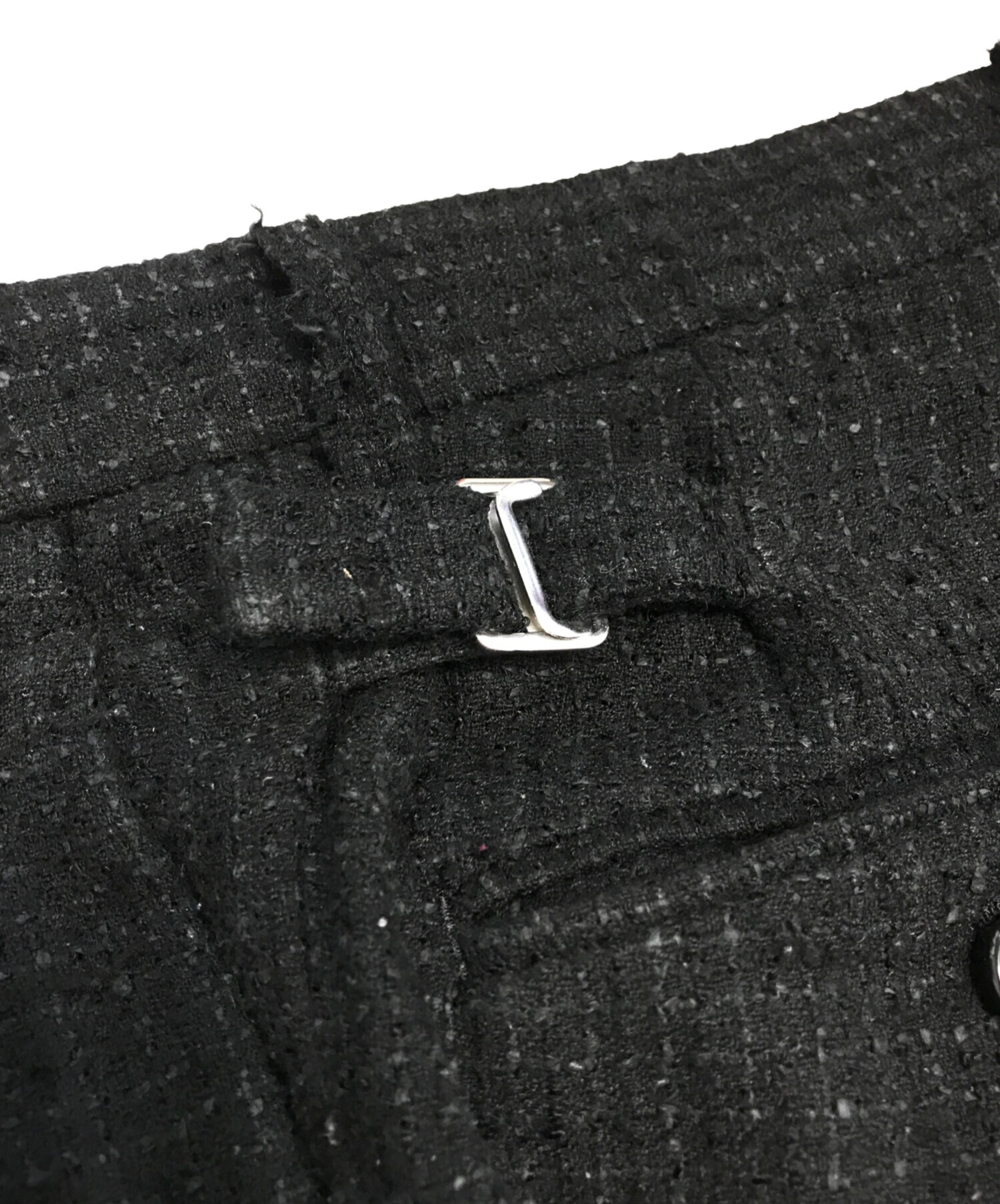 中古・古着通販】URU (ウル) FANCY TWEED-2 TUCK PANTS ブラック サイズ:1｜ブランド・古着通販  トレファク公式【TREFAC FASHION】スマホサイト