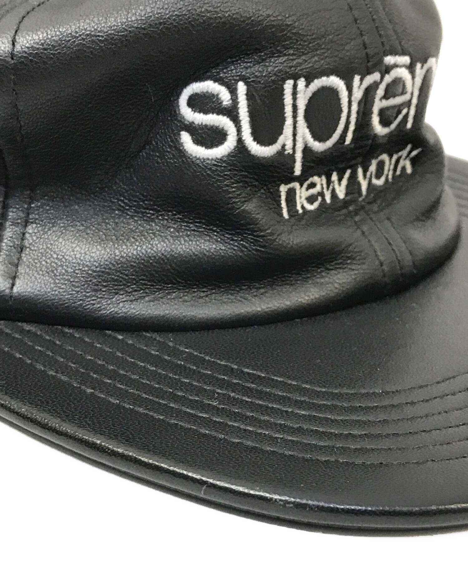 SUPREME (シュプリーム) LEATHER CLASSIC LOGO 6 PANEL CAP ブラック