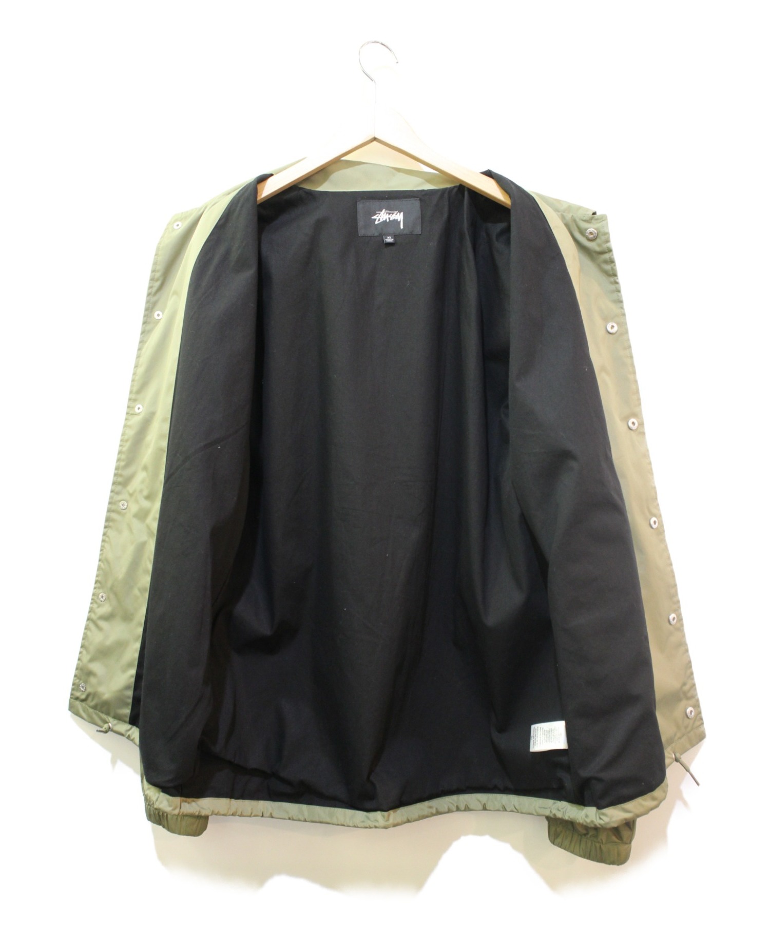 stussy (ステューシー) バックロゴコーチジャケット カーキ サイズ:XL Cruize Coach Jacket