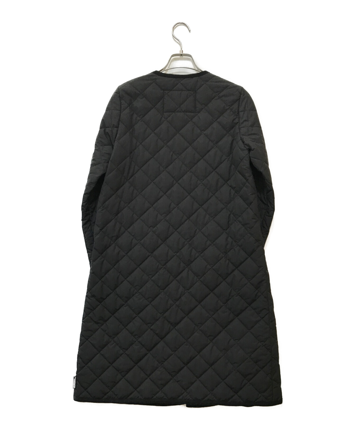 Traditional Weatherwear (トラディショナルウェザーウェア) ARKLEY LONGキルティングコート ブラック サイズ:32
