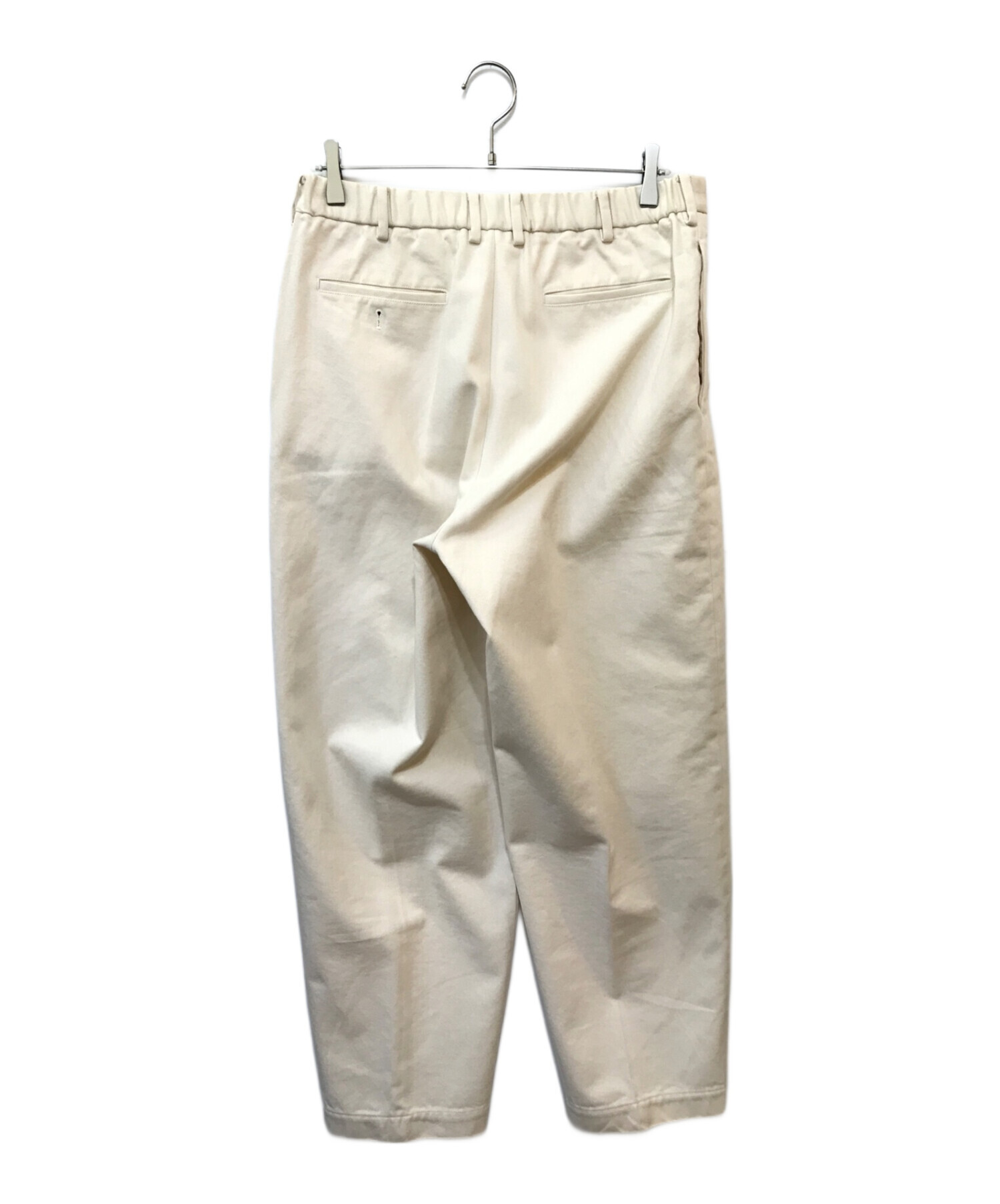 中古・古着通販】MARKAWARE (マーカウェア) CLASSIC FIT TROUSERS 