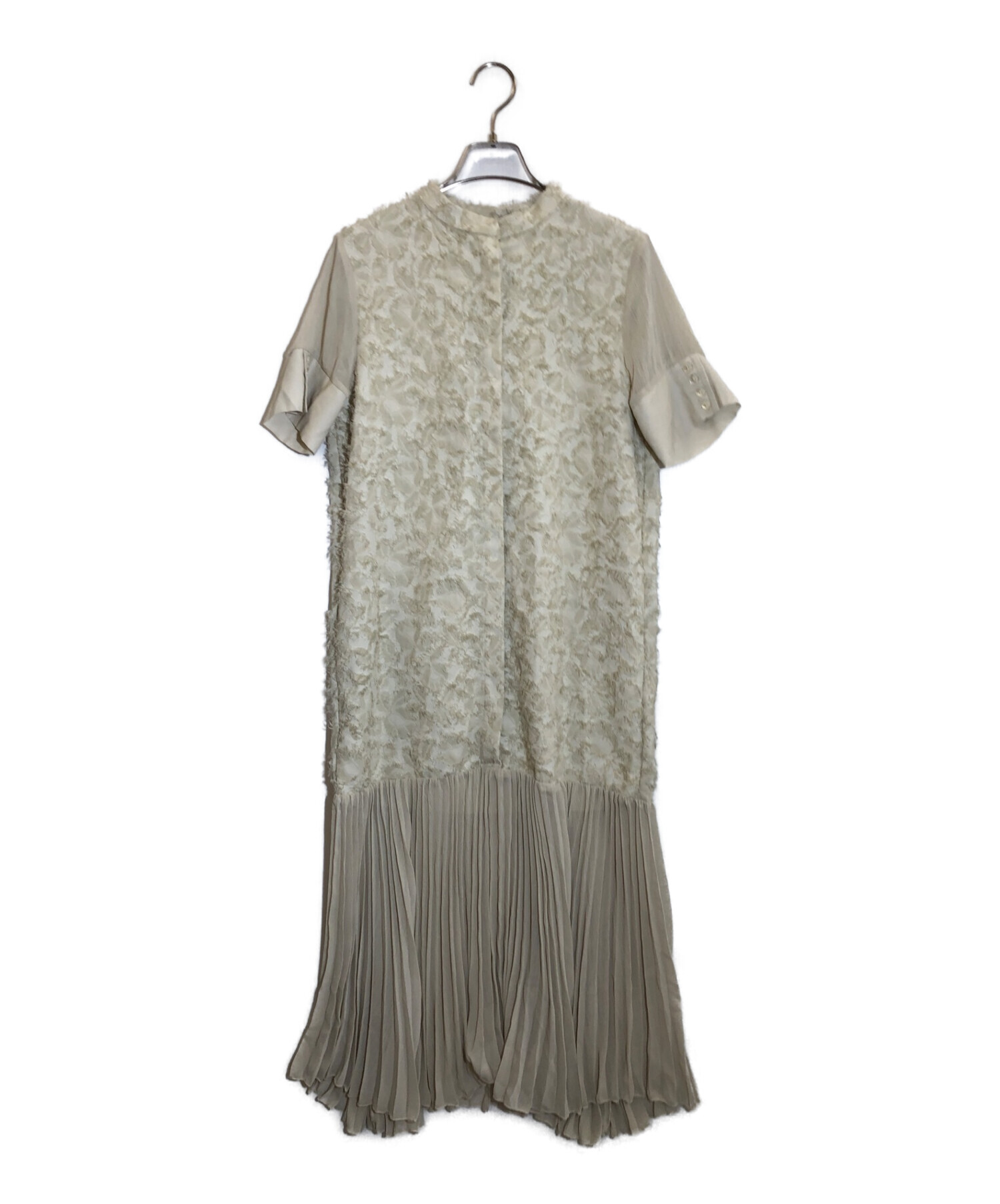 PRIVEVE (プリヴェヴェ) THE 3D JACQUARD DRESS　3Dジャガードドレス ホワイト サイズ:free