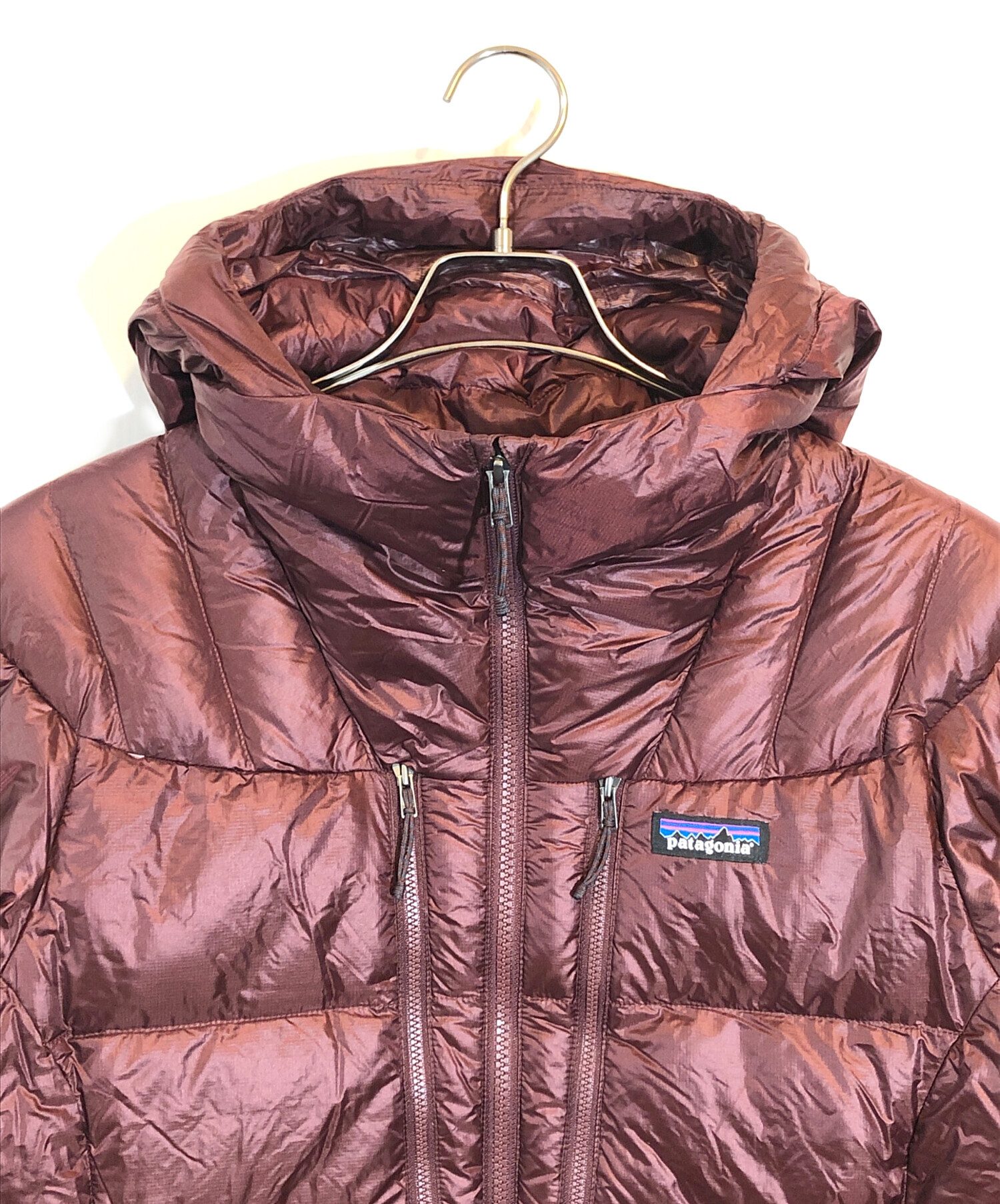 Patagonia (パタゴニア) ウィメンズ・フィッツロイ・ダウン・フーディ ブラウン サイズ:SIZE S