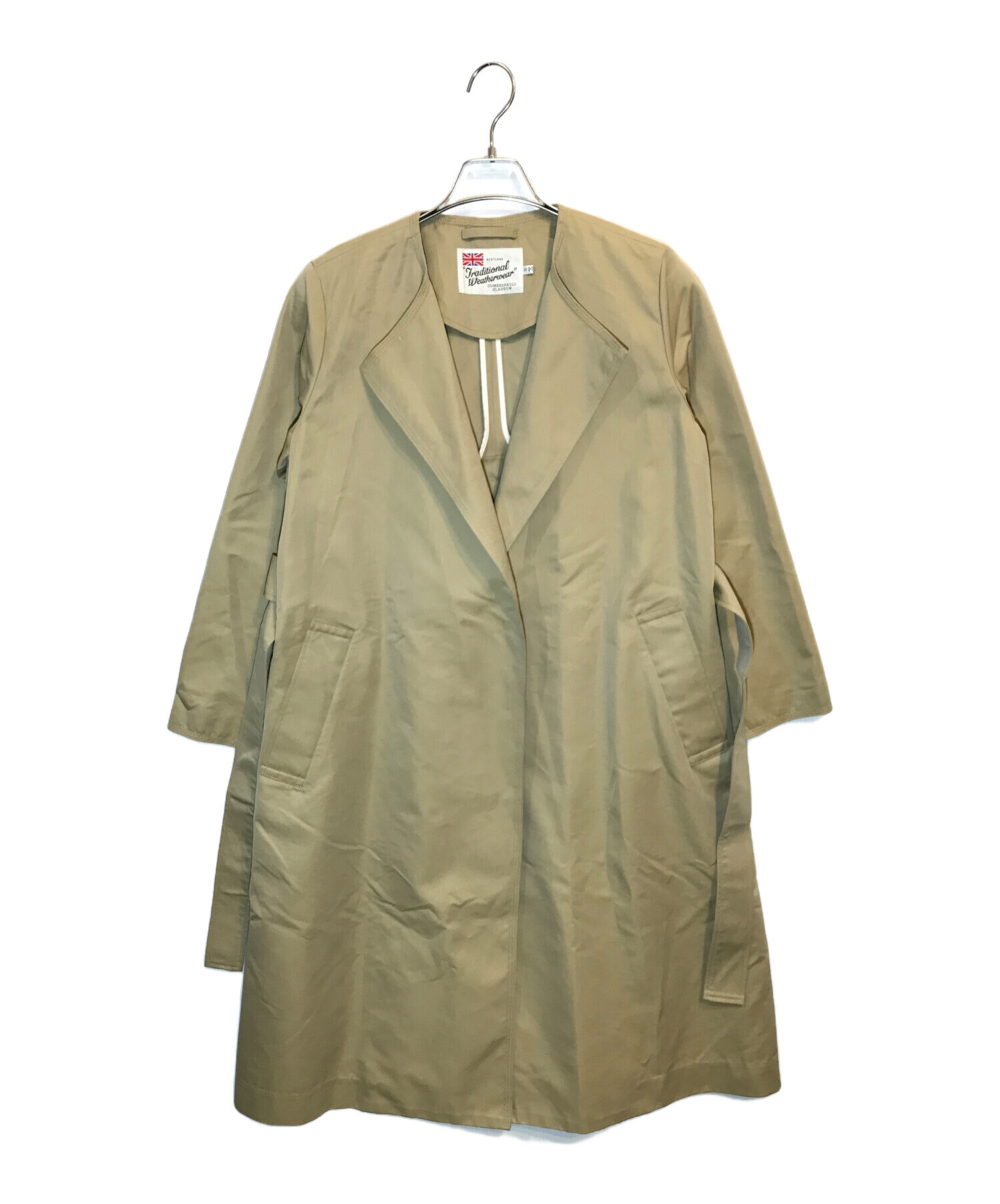 中古・古着通販】Traditional Weatherwear (トラディショナルウェザーウェア) LISBURNノーカラーロングコート ベージュ  サイズ:32｜ブランド・古着通販 トレファク公式【TREFAC FASHION】スマホサイト