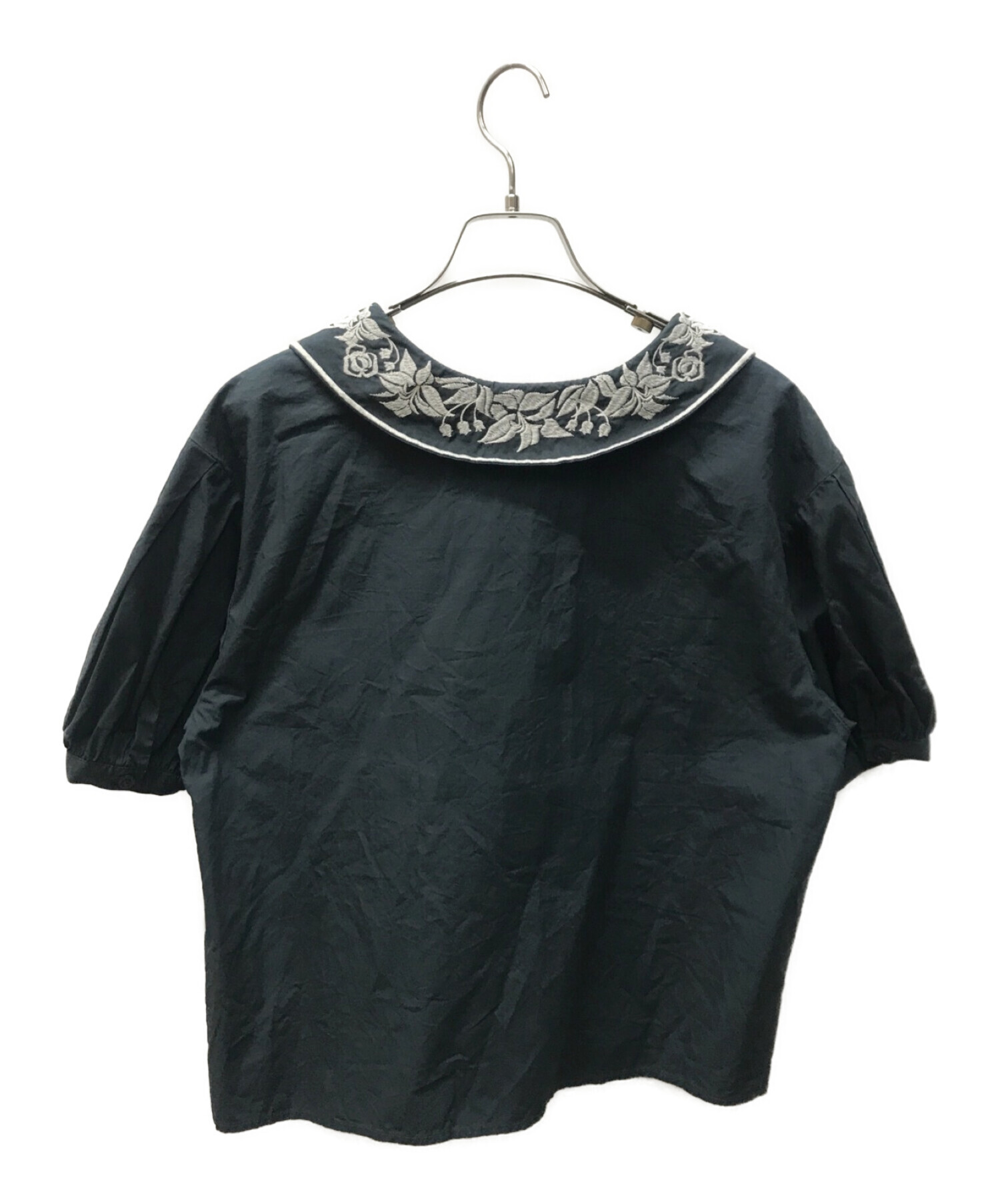 Ameri VINTAGE (アメリヴィンテージ) MEDI EMBROIDERY COLLAR BLOUSE グリーン サイズ:FREE