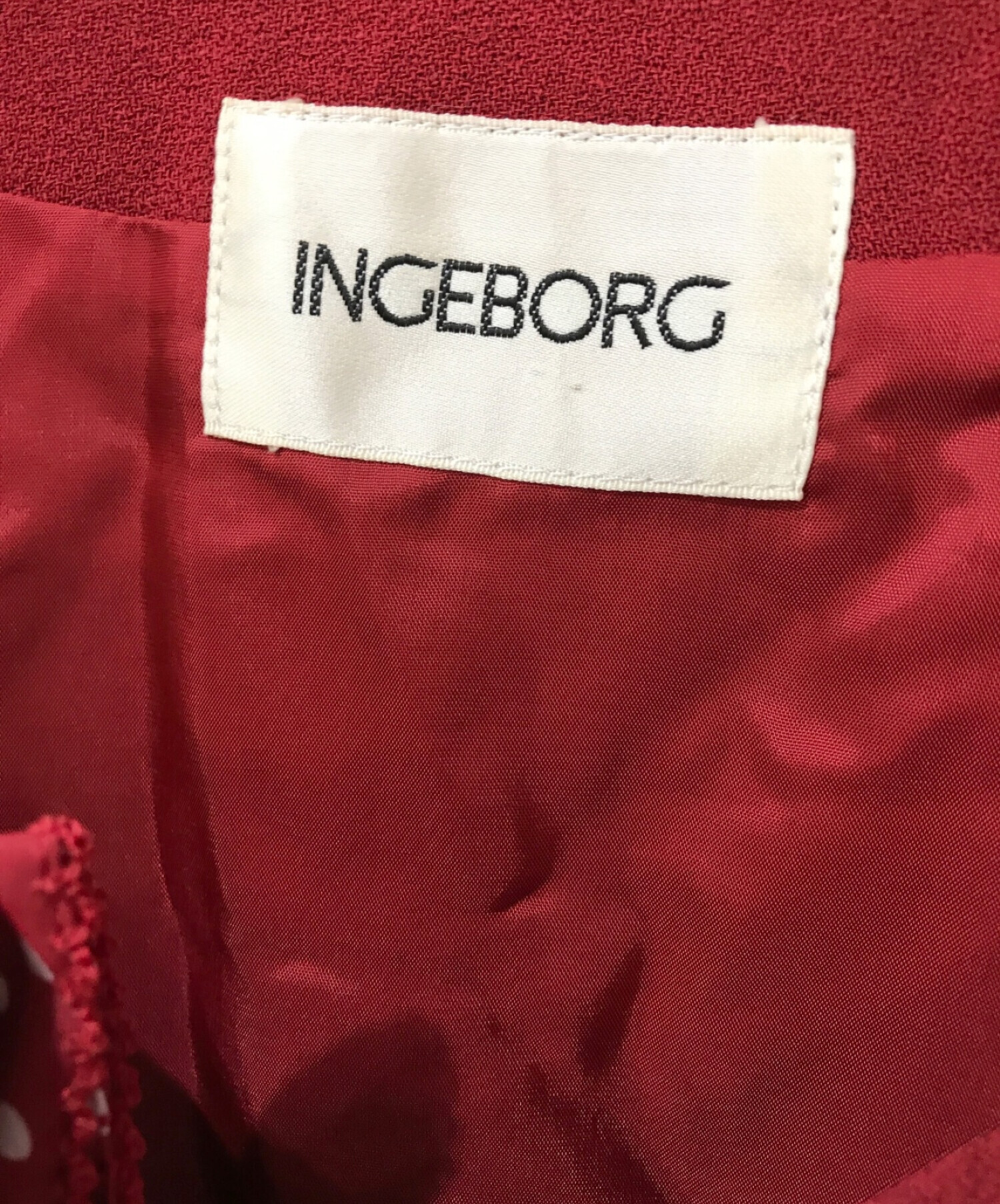 INGEBORG (インゲボルグ) セットアップスーツ レッド サイズ:記載なし９８０８９・￥；