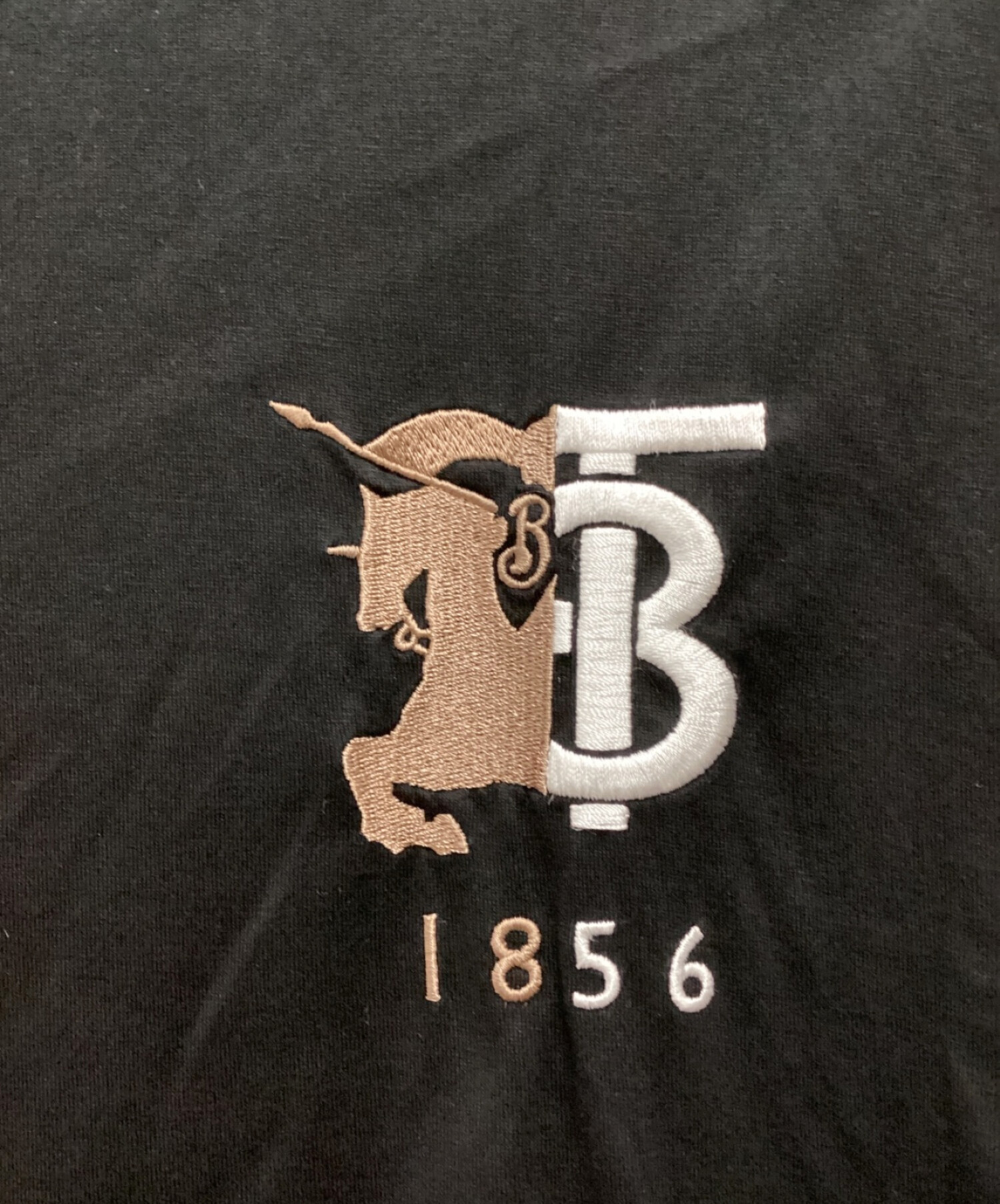 BURBERRY (バーバリー) ロゴ刺繍Tシャツ HESFORD Equestrian Knight　TB刺繍　ホースロゴ ブラック サイズ:S/P
