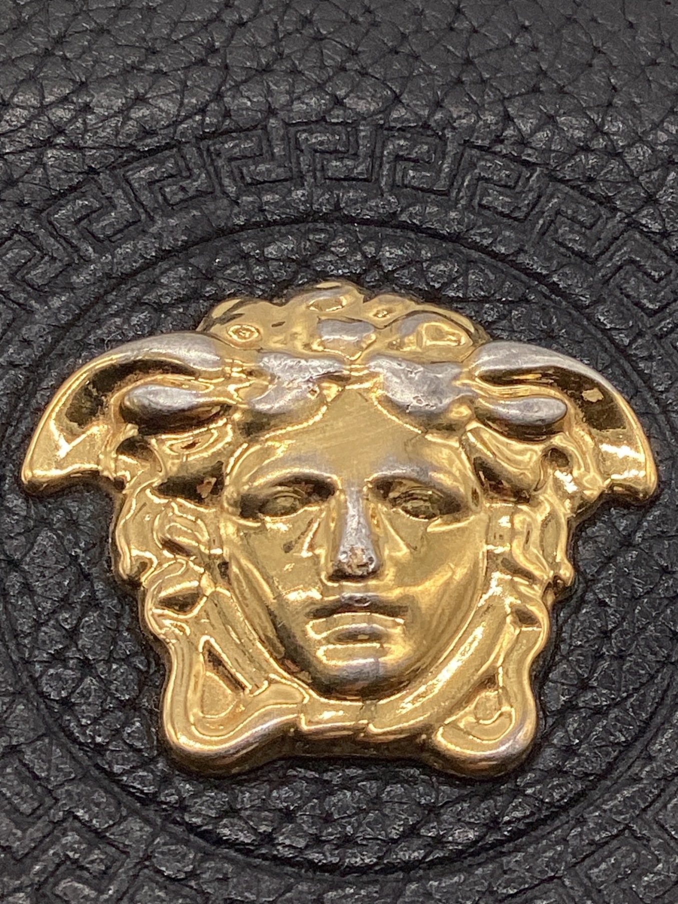 中古・古着通販】VERSACE (ヴェルサーチェ) 2つ折り財布 ブラック