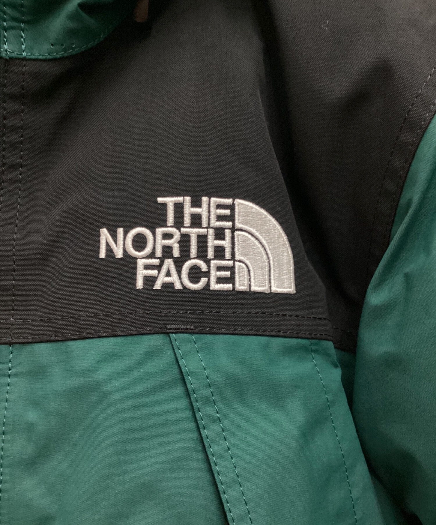 THE NORTH FACE (ザ ノース フェイス) マウンテンダウンジャケット ボタニカルガーデングリーン サイズ:S