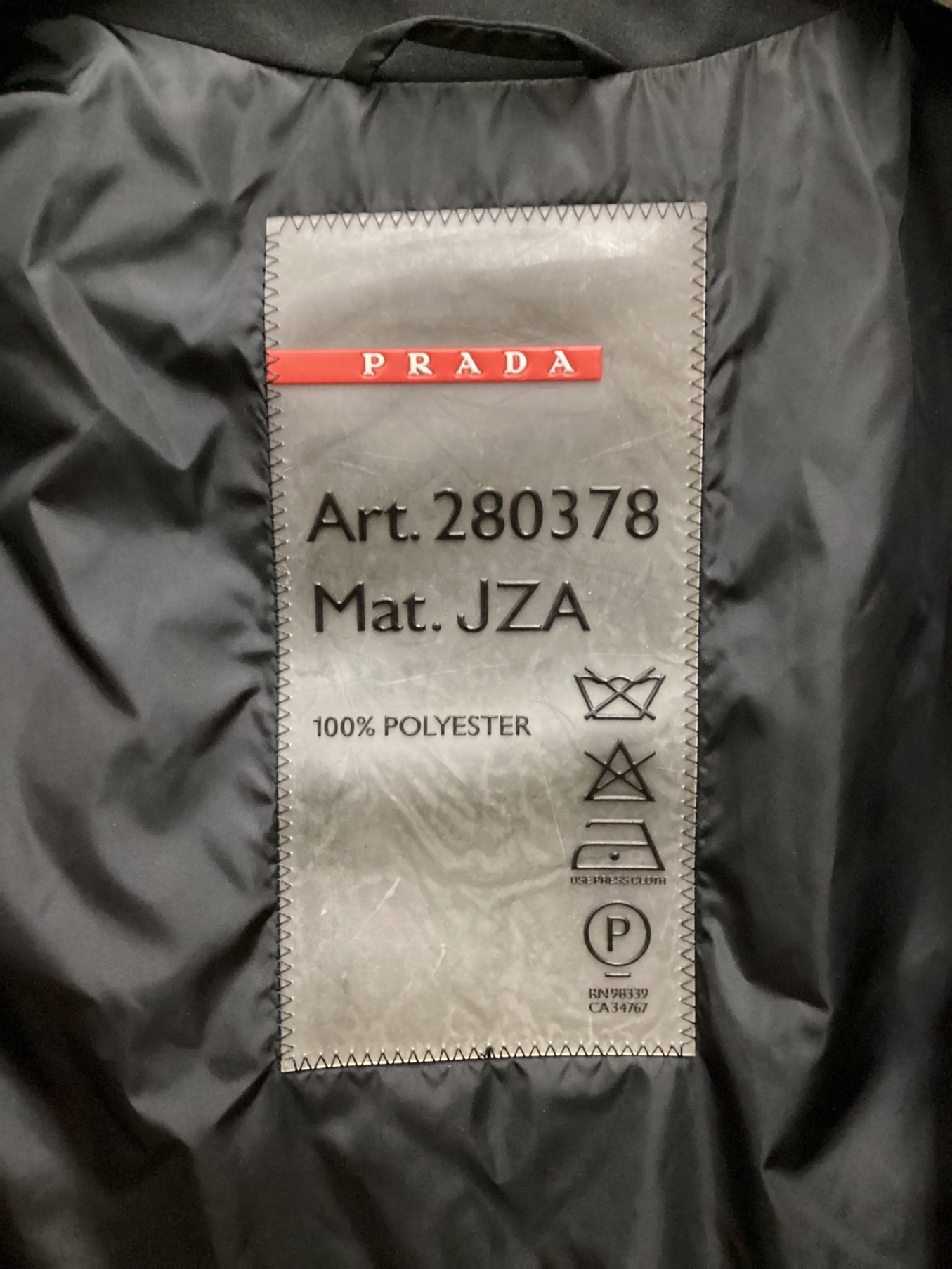 中古・古着通販】PRADA (プラダ) ナイロンジャケット ブラック サイズ ...