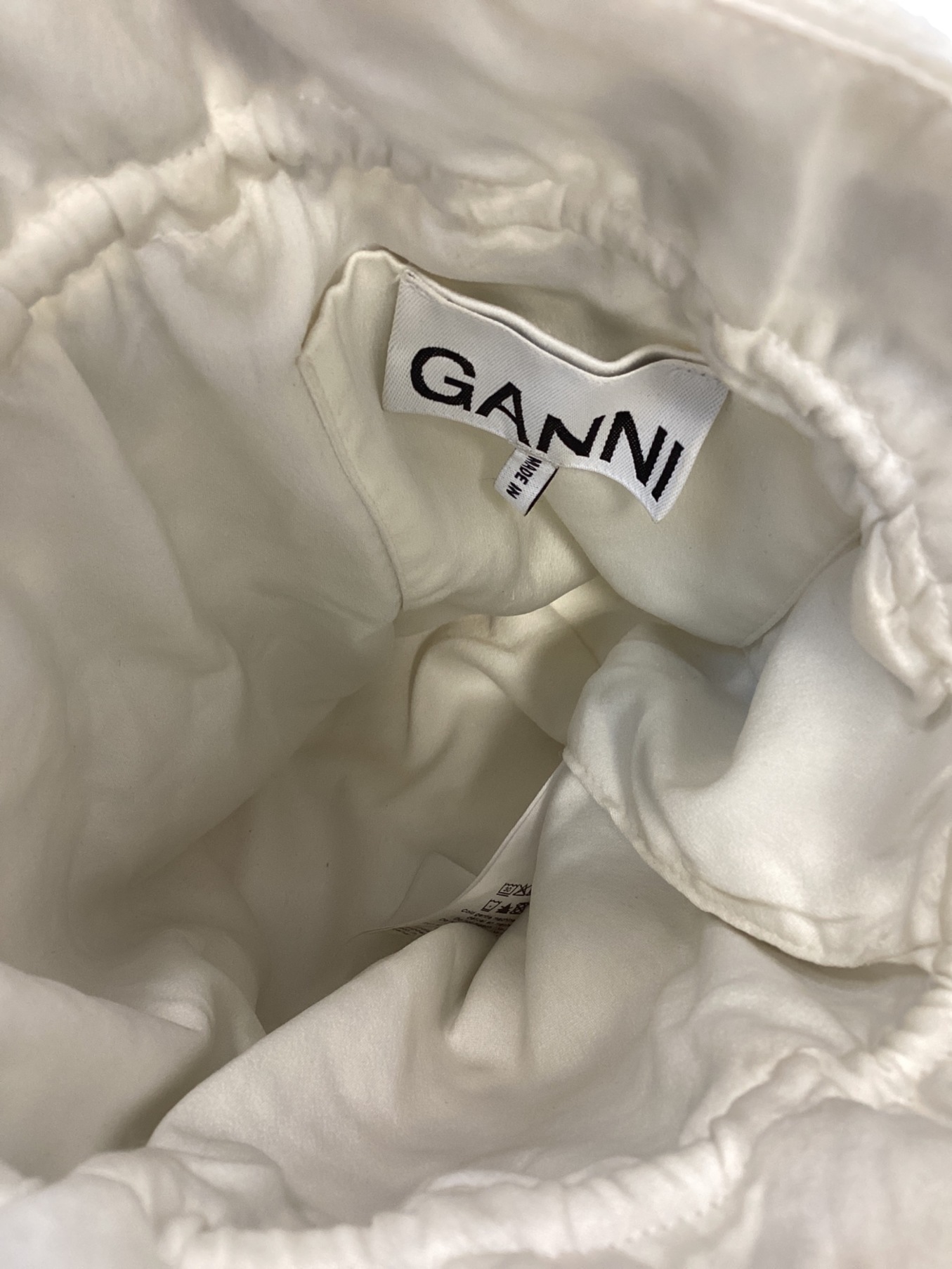 GANNI (ガニー) レオパード柄ビーズ巾着 ベージュ×アイボリー