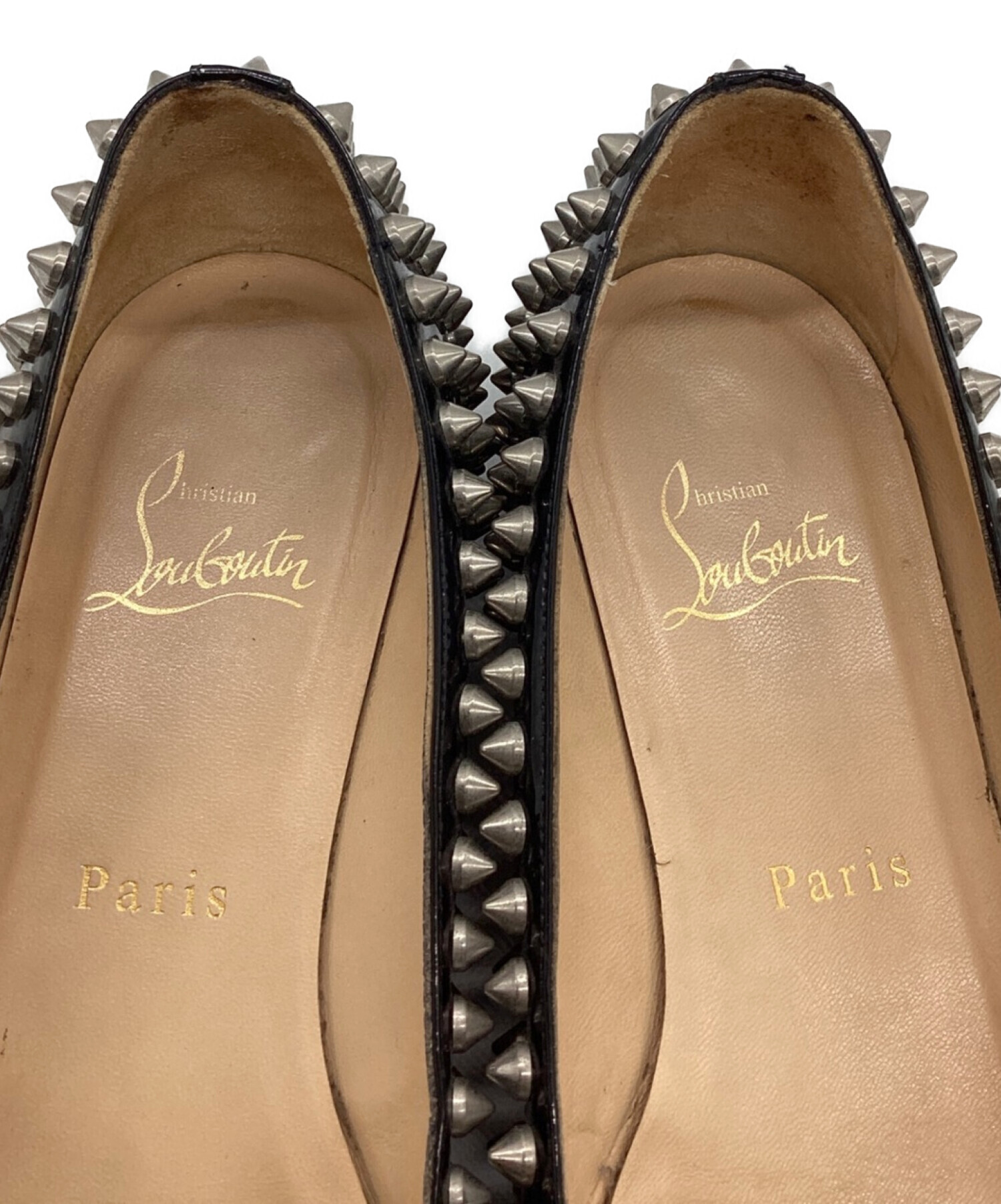 Christian Louboutin (クリスチャン・ルブタン) スタッズパンプス　ポインテッドトゥ ブラック サイズ:36