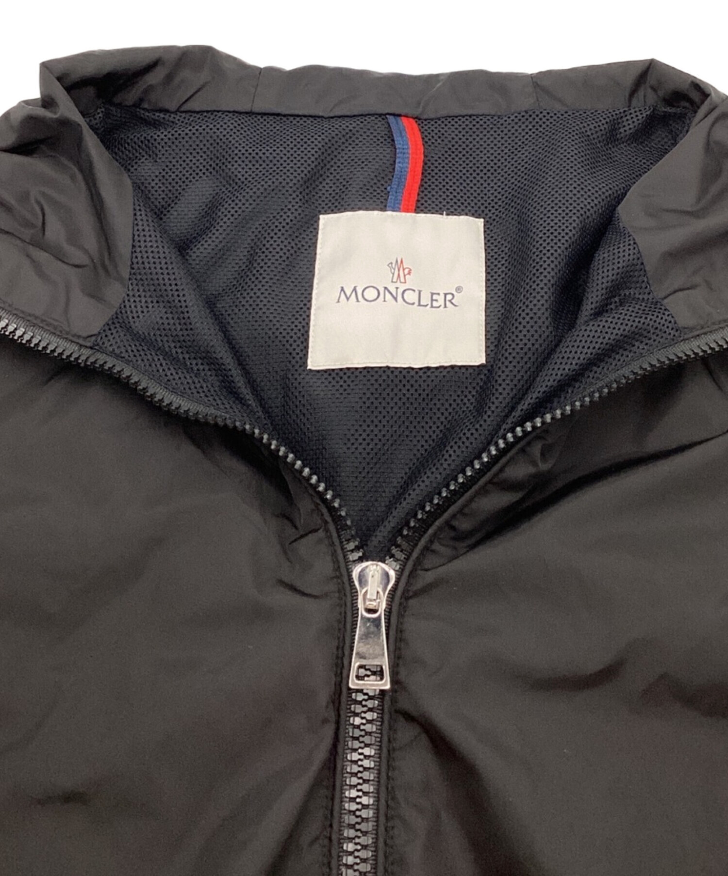 中古・古着通販】MONCLER (モンクレール) VIVE GIUBBOTTOナイロンジャケット フーディ フルジップ メッシュ ブラック  サイズ:2｜ブランド・古着通販 トレファク公式【TREFAC FASHION】スマホサイト