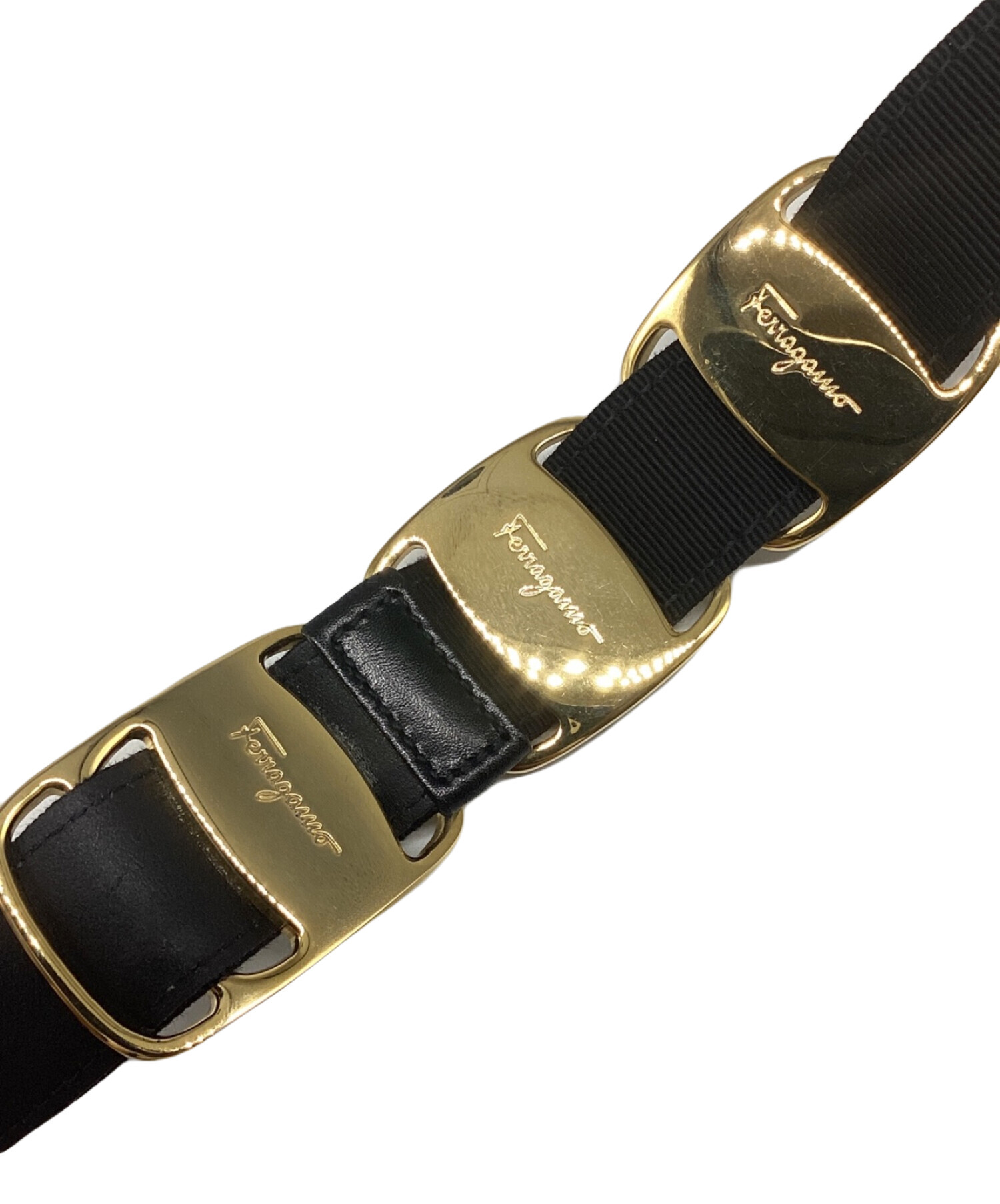 中古・古着通販】Salvatore Ferragamo (サルヴァトーレ フェラガモ) ヴァラリボンベルト 金具 ゴールド  ブラック｜ブランド・古着通販 トレファク公式【TREFAC FASHION】スマホサイト