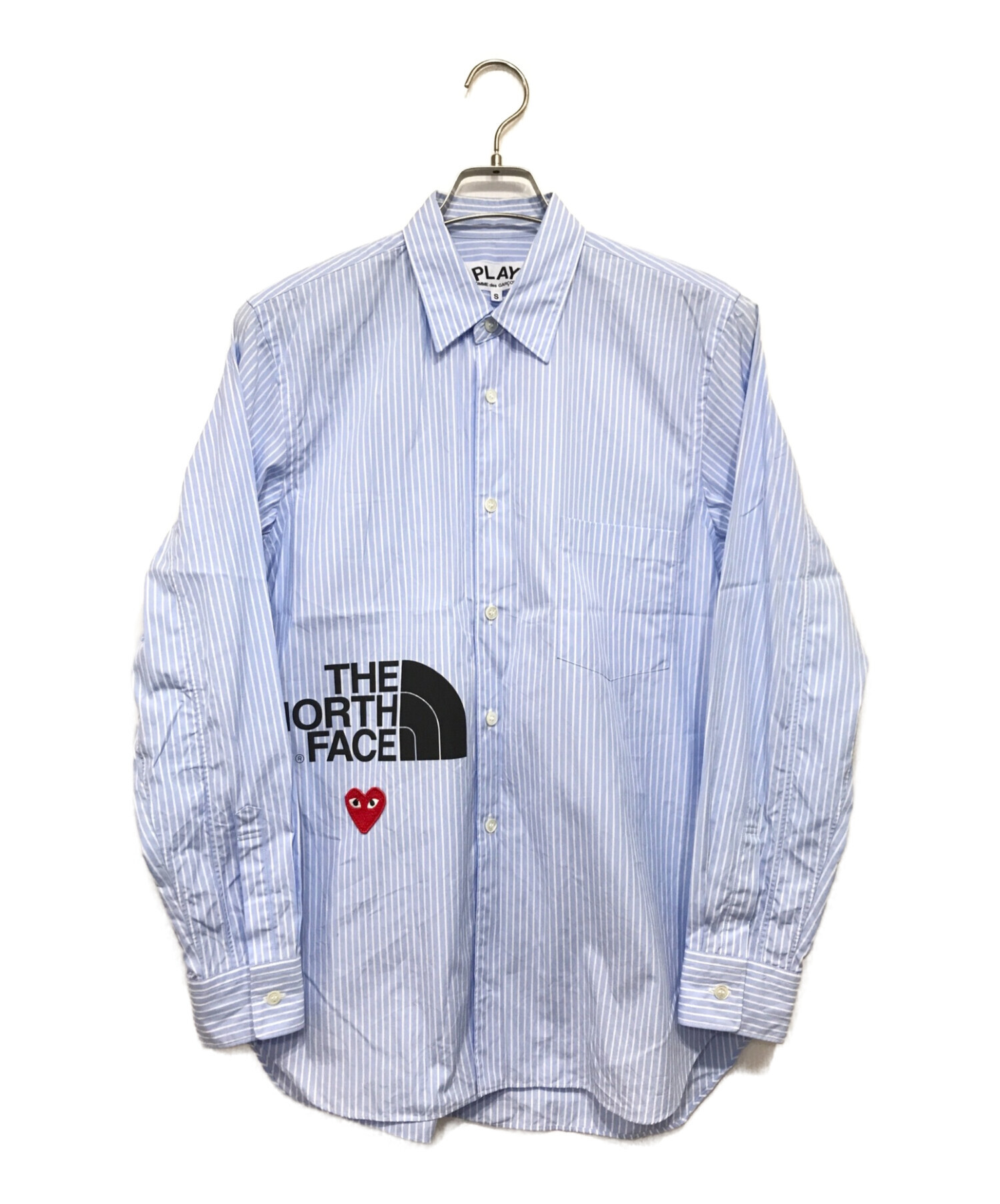 PLAY COMME des GARCONS×THE NORTH FACE (プレイコムデギャルソン×ザノースフェイス) ハートワッペン  ストライプシャツ スカイブルー サイズ:S