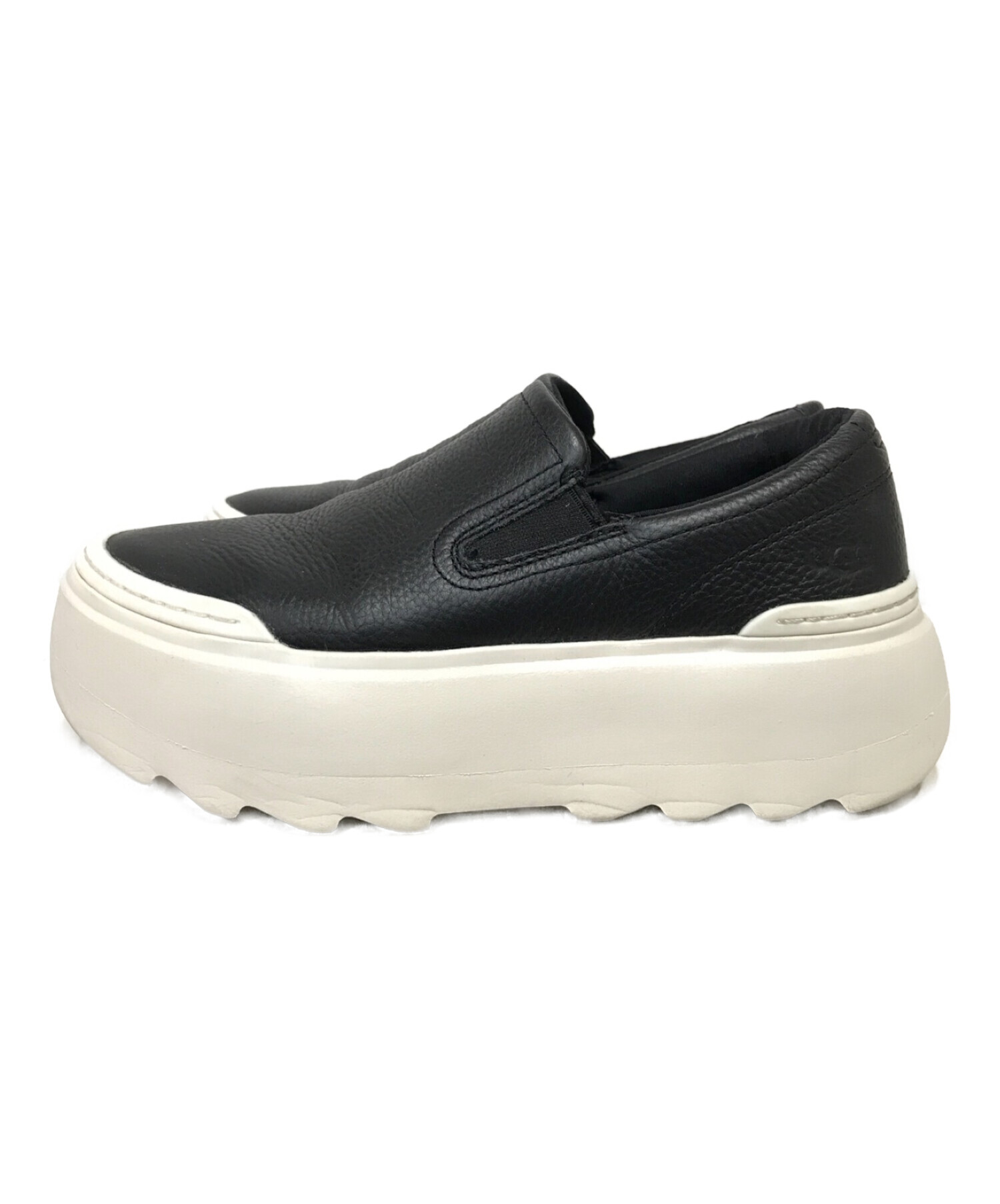 UGG (アグ) MARIN MEGA SLIP ON ブラック×ホワイト サイズ:SIZE 22.5cm