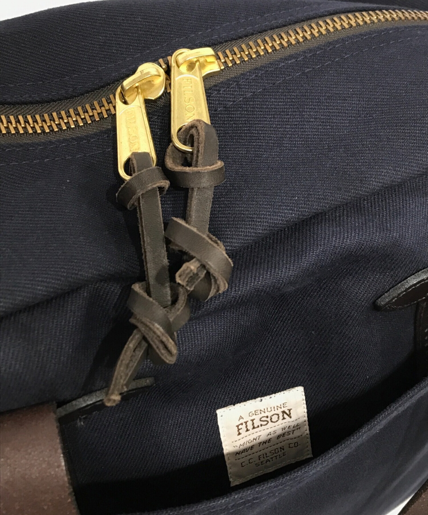 【大阪直販】FILSON　フィルソン　ラギッドツイルトートバッグウィズジッパー バッグ