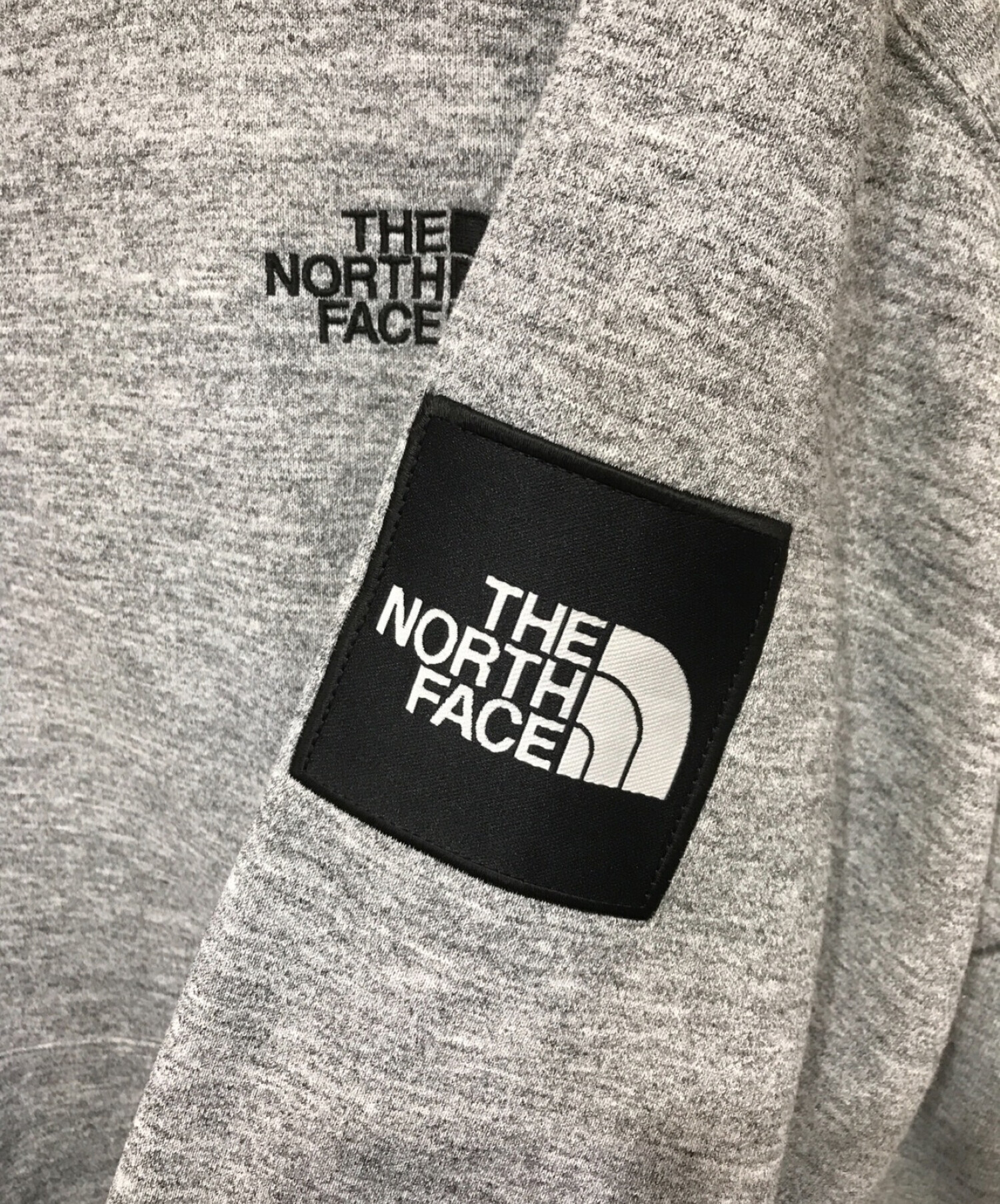 THE NORTH FACE (ザ ノース フェイス) スクエアロゴプルオーバーパーカー グレー サイズ:L