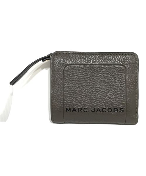 中古・古着通販】MARC JACOBS (マーク ジェイコブス) レザー ザ テクスチャード ボックス ミニ 二つ折り コンパクト財布  グレー｜ブランド・古着通販 トレファク公式【TREFAC FASHION】スマホサイト