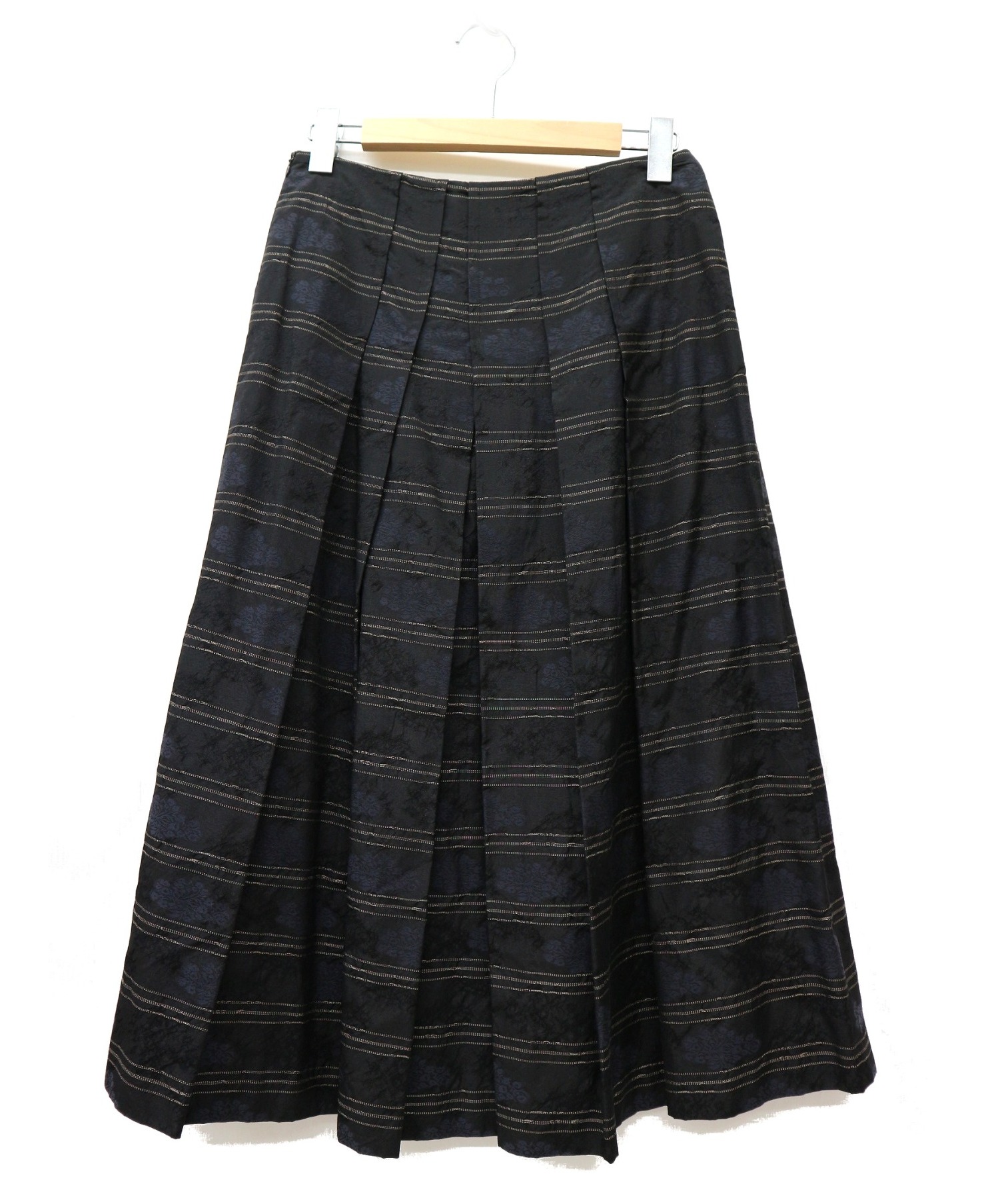 【新品・美品】HIROKO KOSHINO ・PREMIERスカート
