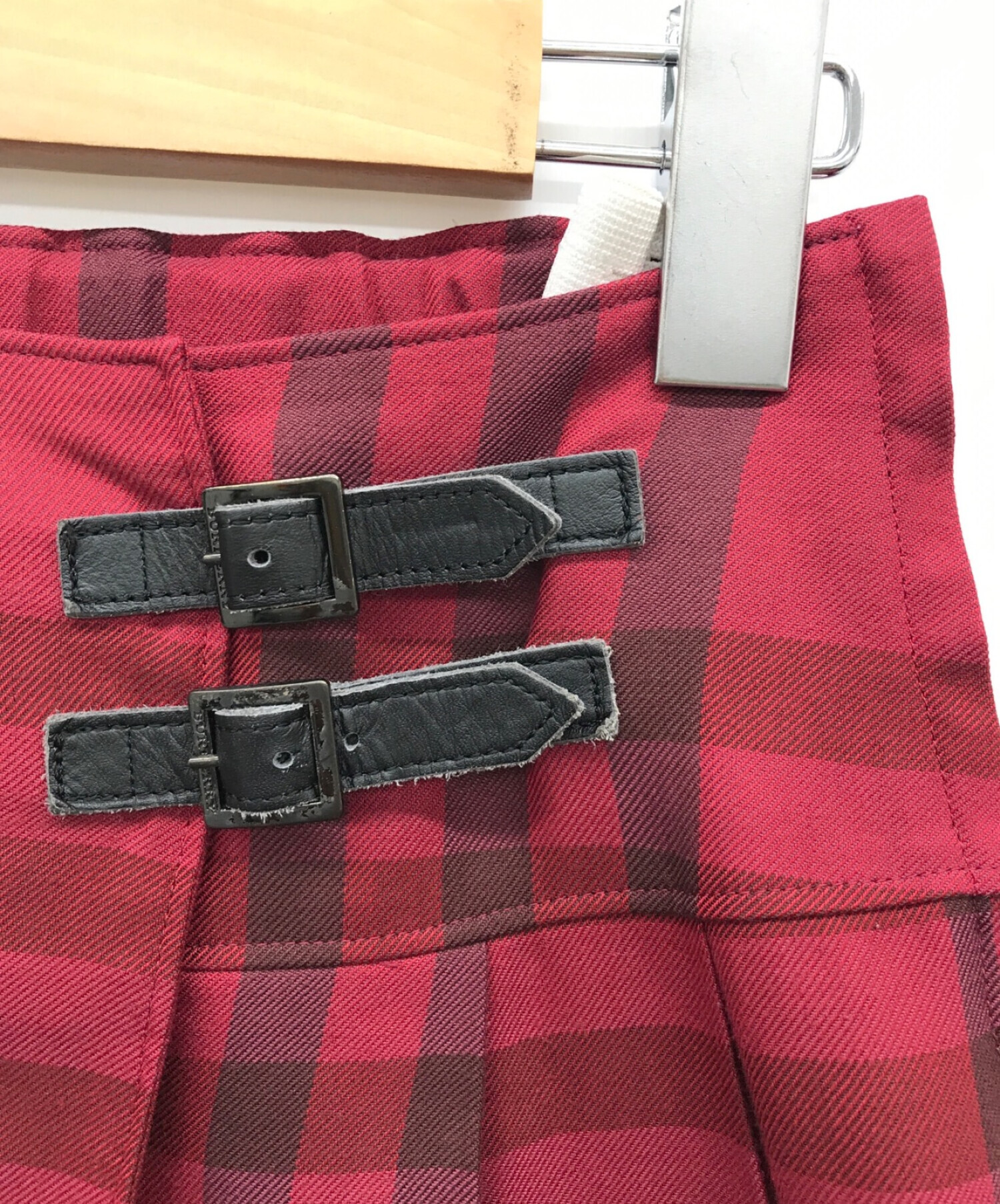 BURBERRY LONDON (バーバリー ロンドン) チェックスカート レッド サイズ:170A