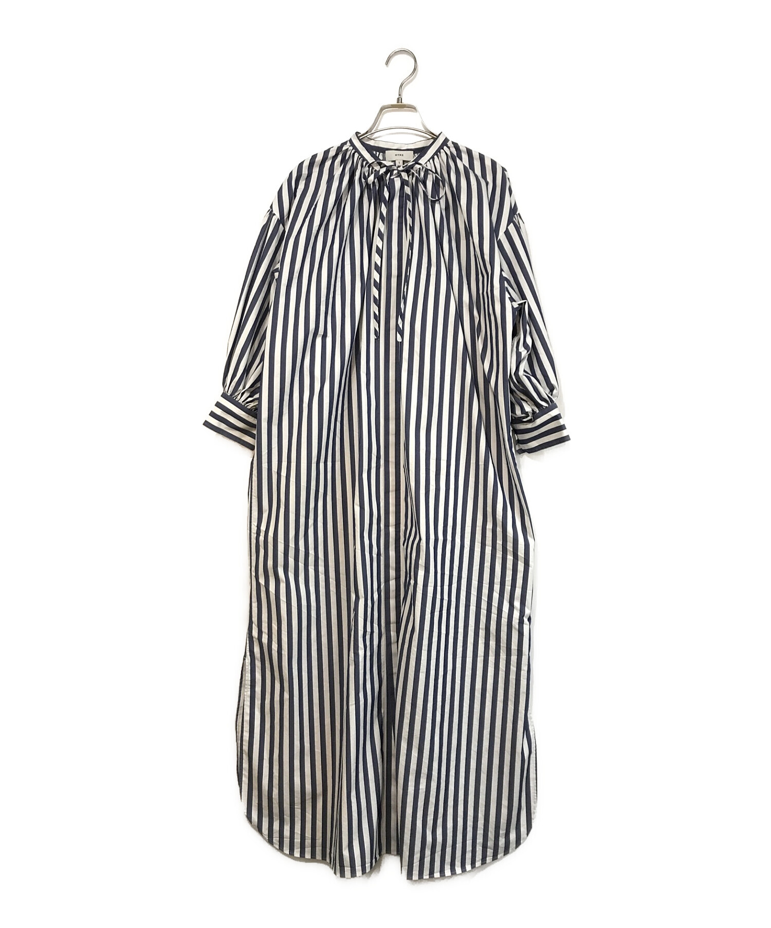 HYKE (ハイク) T/C STRIPED GATHERED DRESS ホワイト×ネイビー サイズ:SIZE１