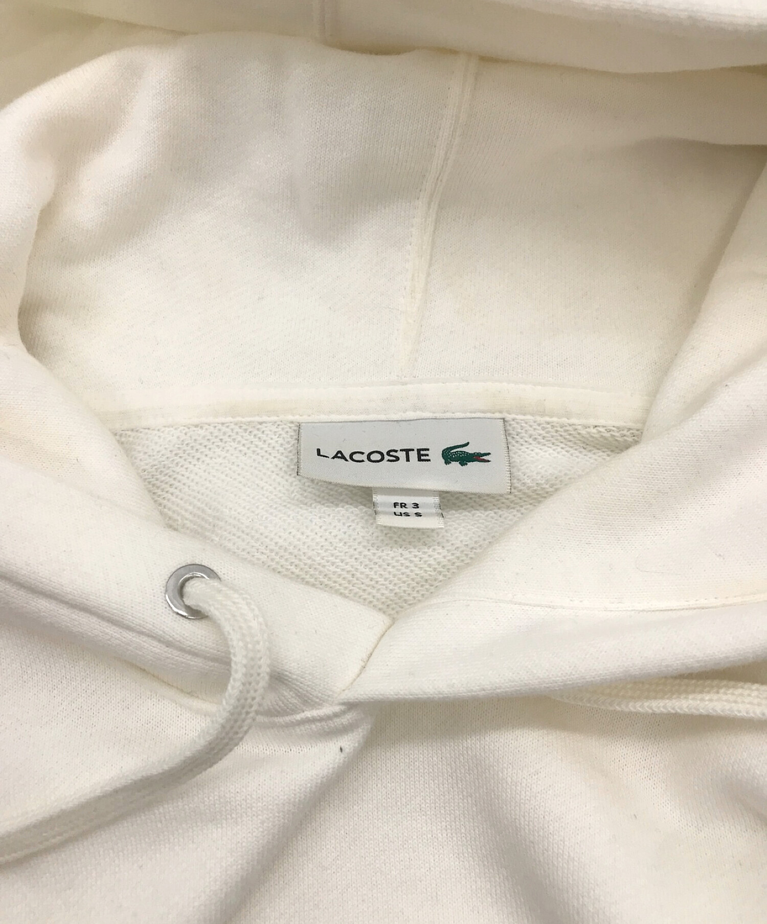 中古・古着通販】LACOSTE (ラコステ) プルオーバーパーカー ホワイト