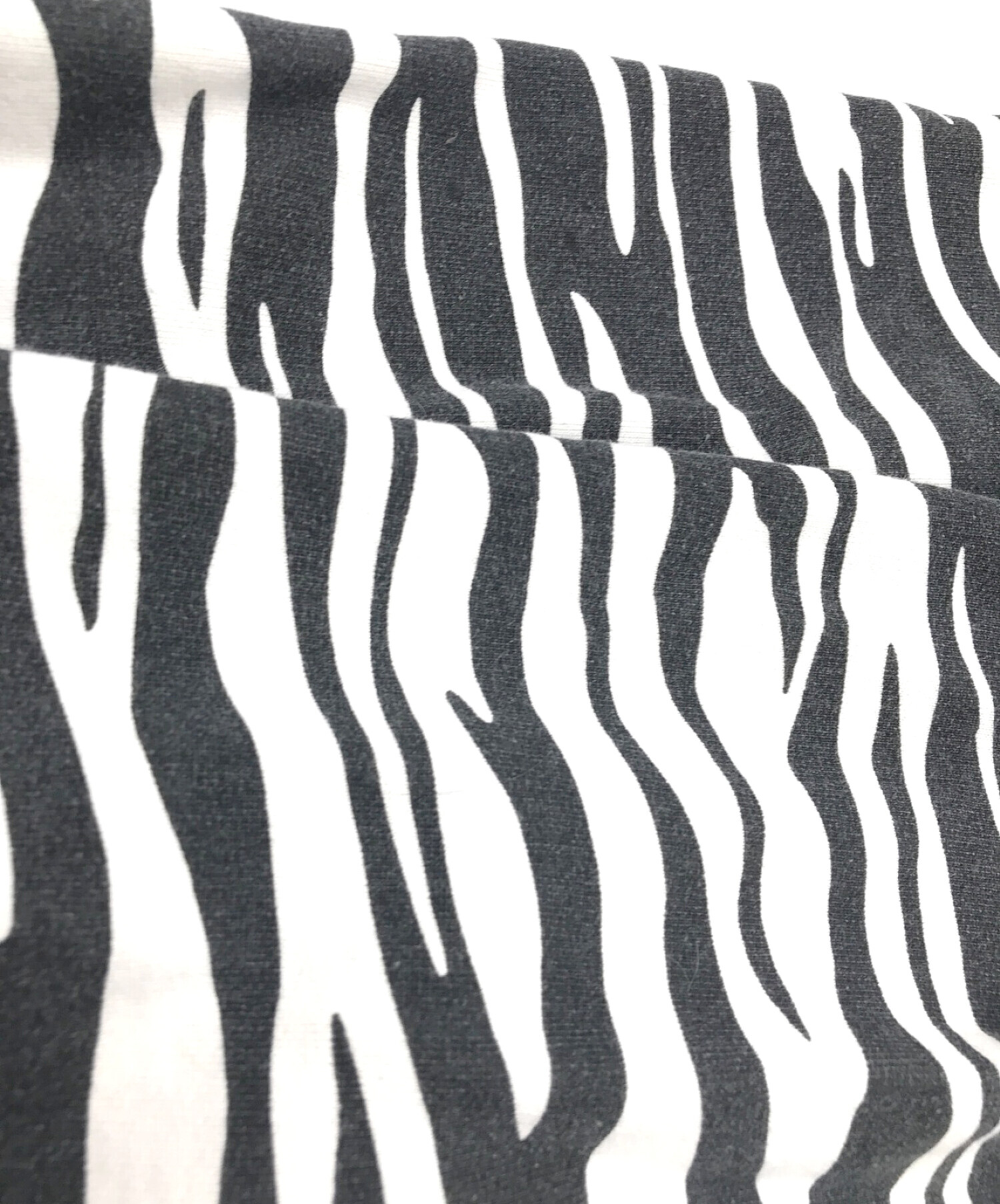 中古・古着通販】SUPREME (シュプリーム) Box Logo Crewneck Zebra