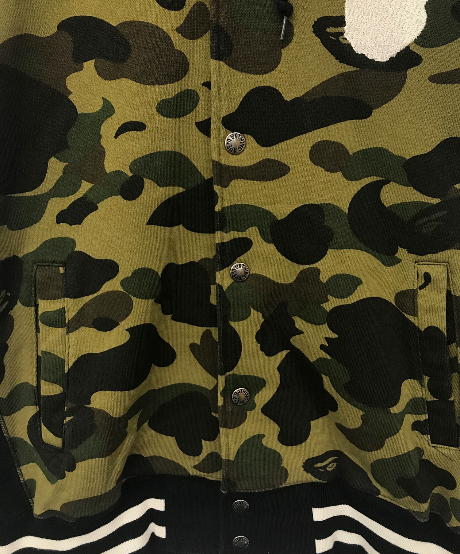 中古・古着通販】A BATHING APE (アベイシングエイプ) カモ柄スウェットスタジャン ブラック サイズ:L｜ブランド・古着通販  トレファク公式【TREFAC FASHION】スマホサイト