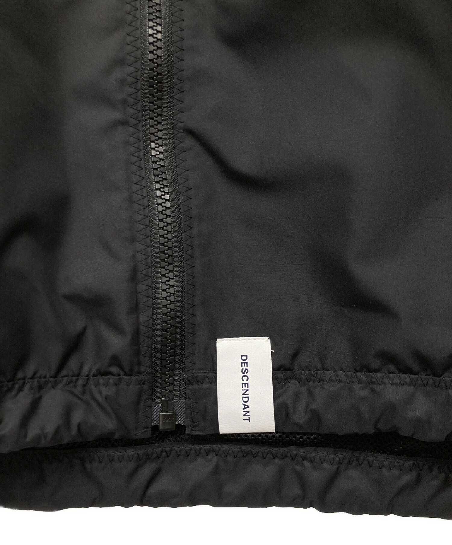 中古・古着通販】DESCENTE (デサント) LEAN PES HOODED JACKET ブラック サイズ:2｜ブランド・古着通販  トレファク公式【TREFAC FASHION】スマホサイト