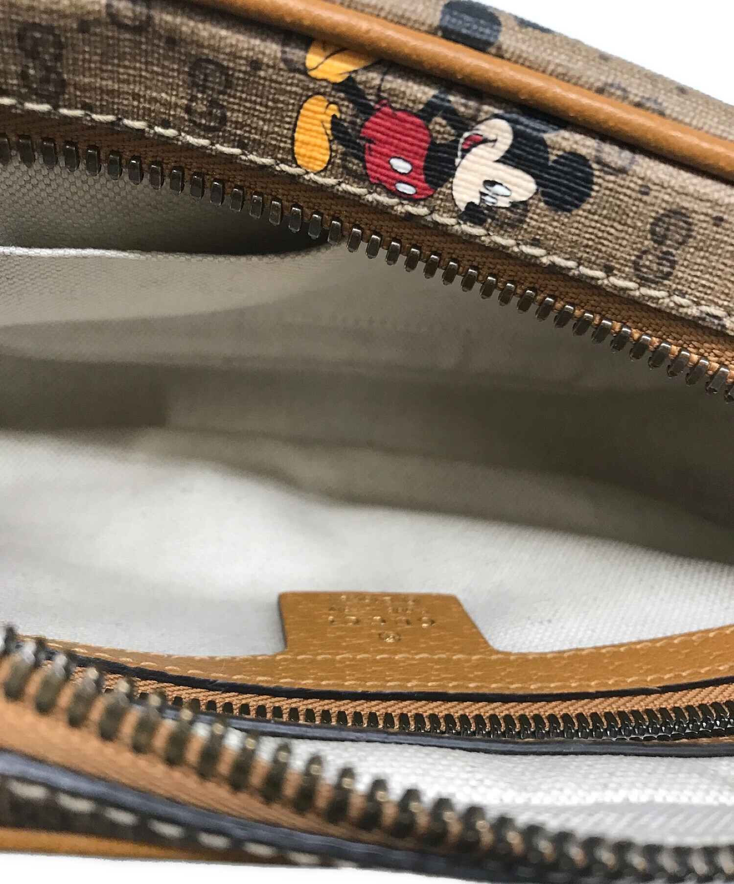 Disney × GUCCI (ディズニー × グッチ) GGスプリームボディバッグ ベージュ