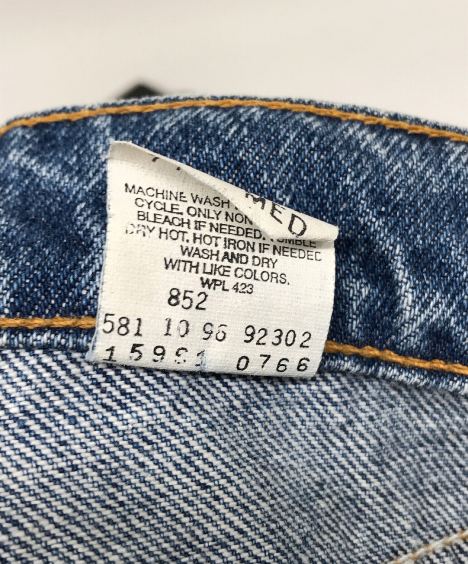 中古・古着通販】LEVI'S (リーバイス) デニムパンツ/ボタン裏581