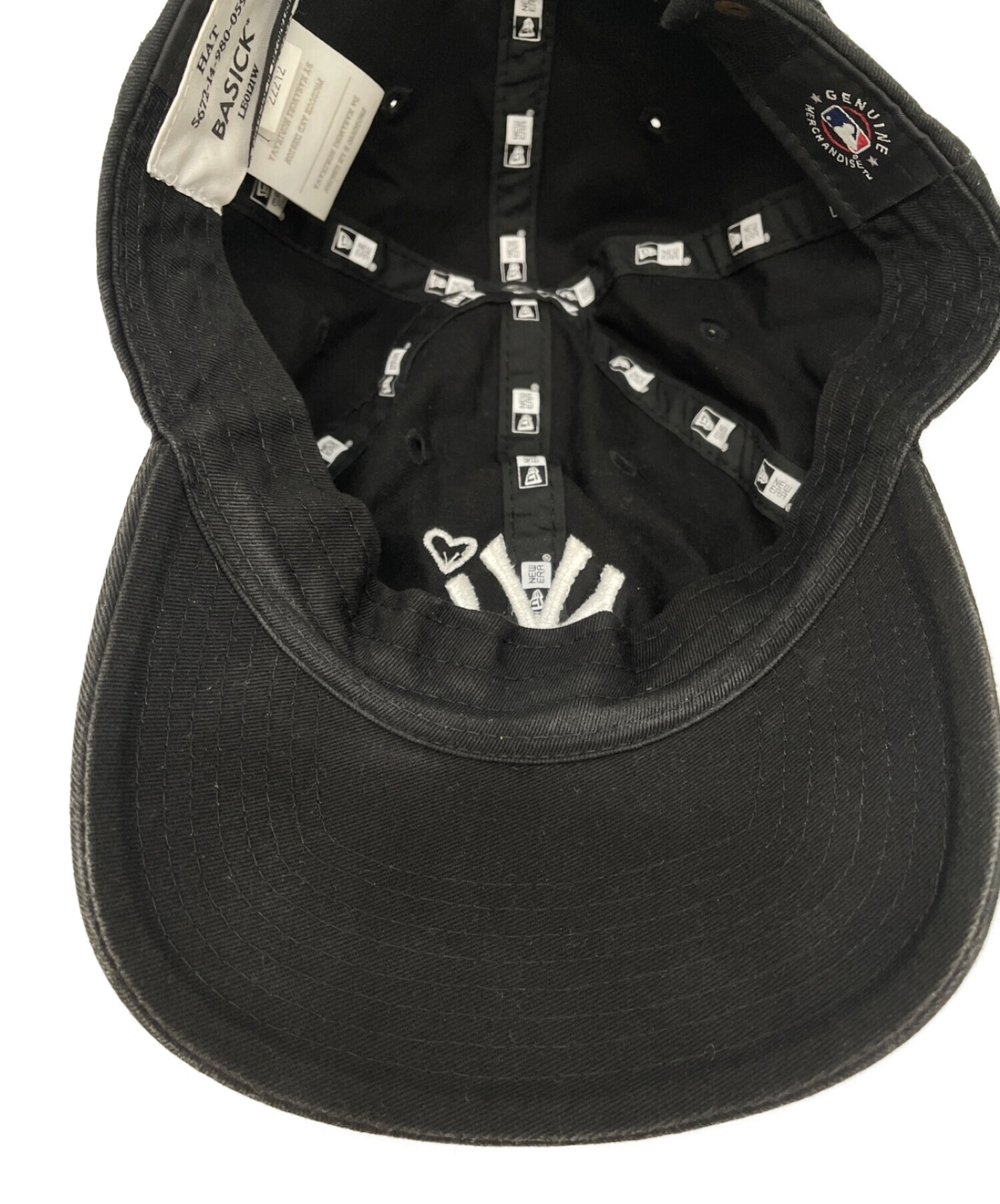 New Era (ニューエラ) BASICKS (ベイシックス) YANKEES HEART CAP　5672-14-980-059 ブラック