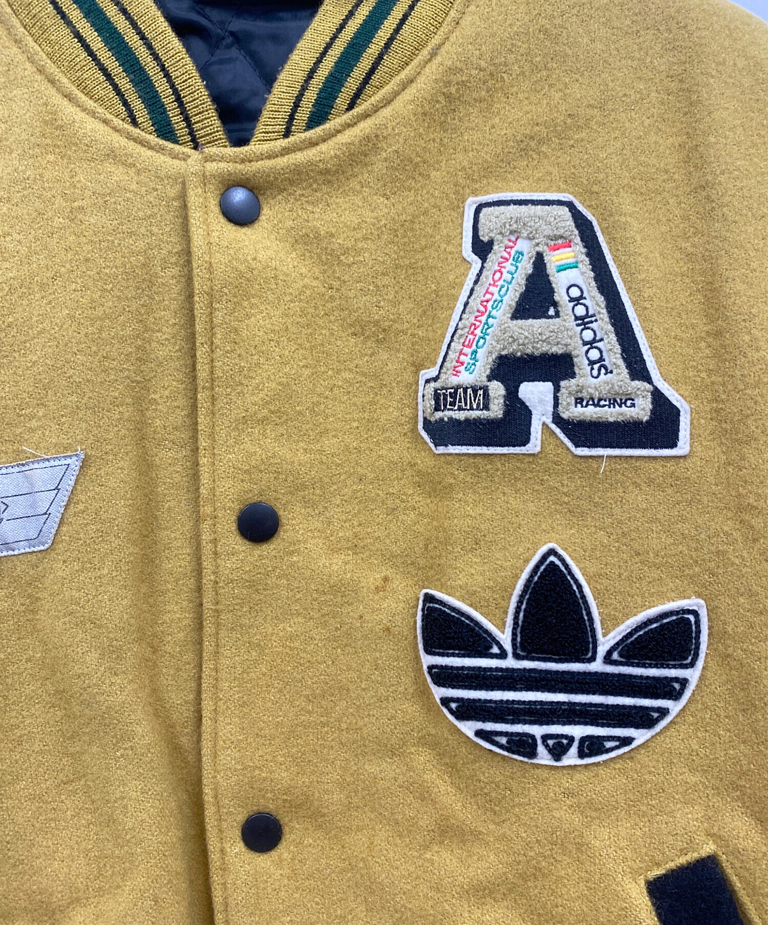 中古・古着通販】adidas (アディダス) デサント製/80s-90Sスタジャン/スタジャン イエロー サイズ:160｜ブランド・古着通販  トレファク公式【TREFAC FASHION】スマホサイト