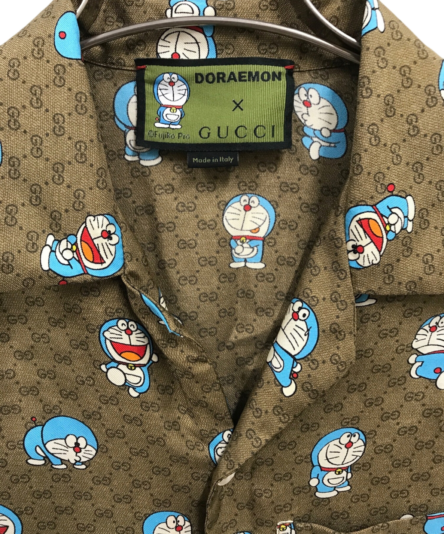 中古・古着通販】GUCCI (グッチ) ドラえもん (ドラエモン) ドラえもん シルクオープンカラーシャツ/654763 ブラウン  サイズ:46｜ブランド・古着通販 トレファク公式【TREFAC FASHION】スマホサイト