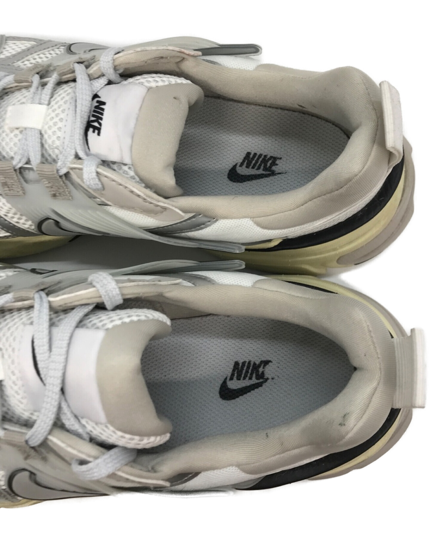 中古・古着通販】NIKE (ナイキ) V2K Run グレー サイズ:US11.5/UK9