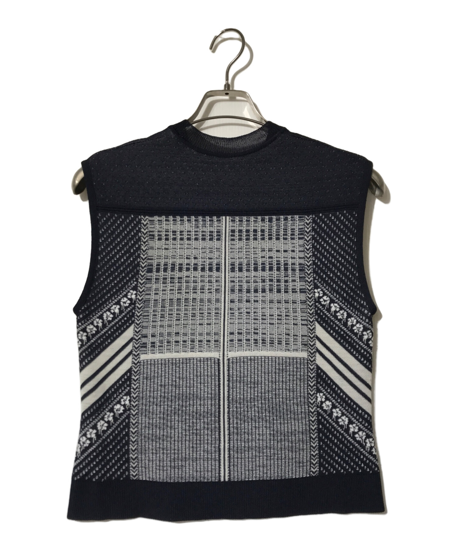 中古・古着通販】mame kurogouchi (マメクロゴウチ) 金木犀柄ニットベスト/MM21FW-KN045/ Osmanthus Motif  Jacquard Knitted Vest ネイビー サイズ:1｜ブランド・古着通販 トレファク公式【TREFAC FASHION】スマホサイト