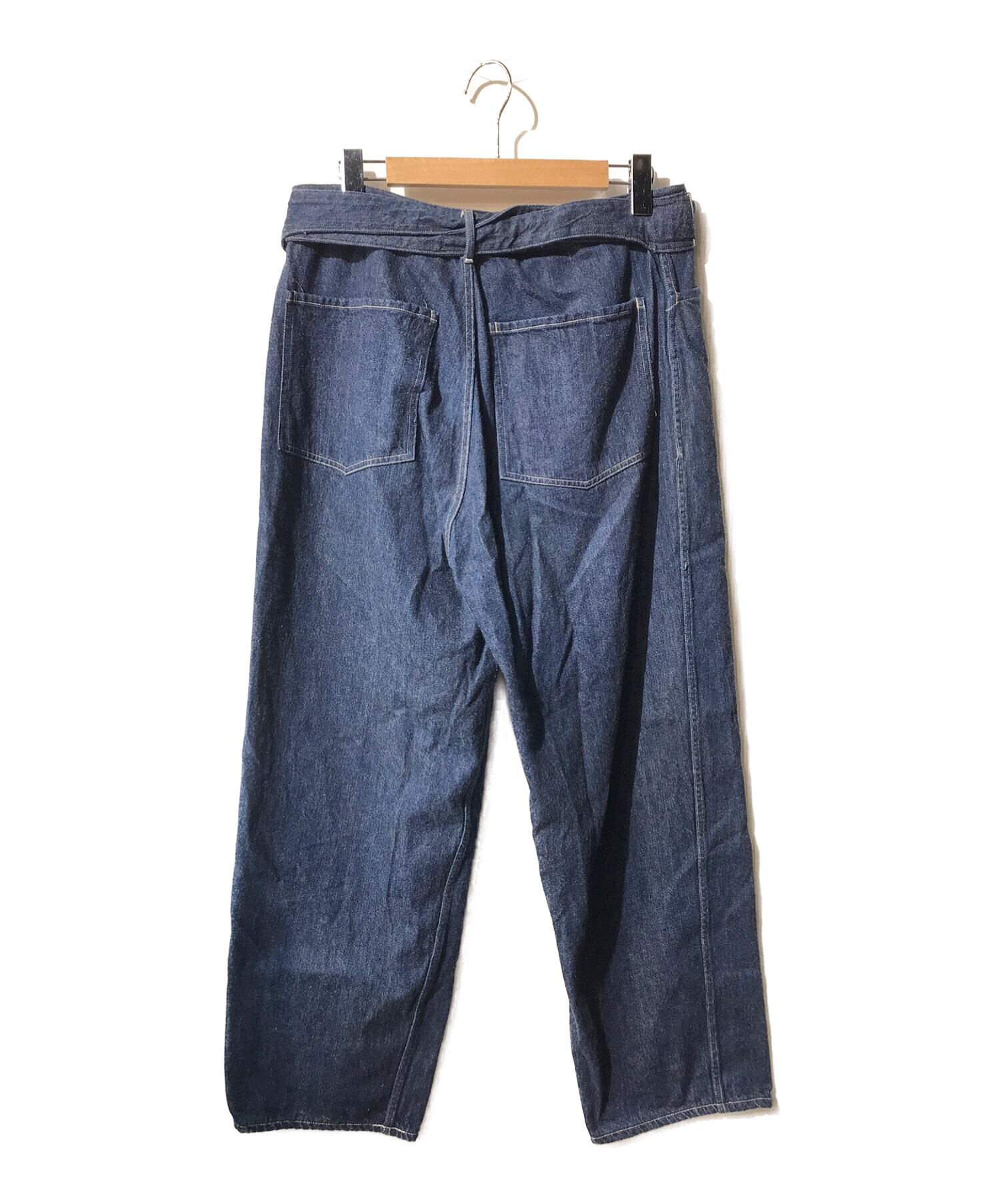 中古・古着通販】COMOLI (コモリ) BELTED DENIM PANTS/ベルテッド