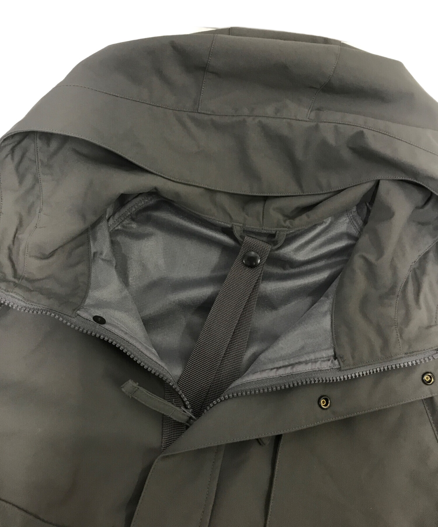 GOOPiMADE (グーピーメイド) “GEOMETRY“ MOUNTAIN PARKA JACKET グレー サイズ:下記参照