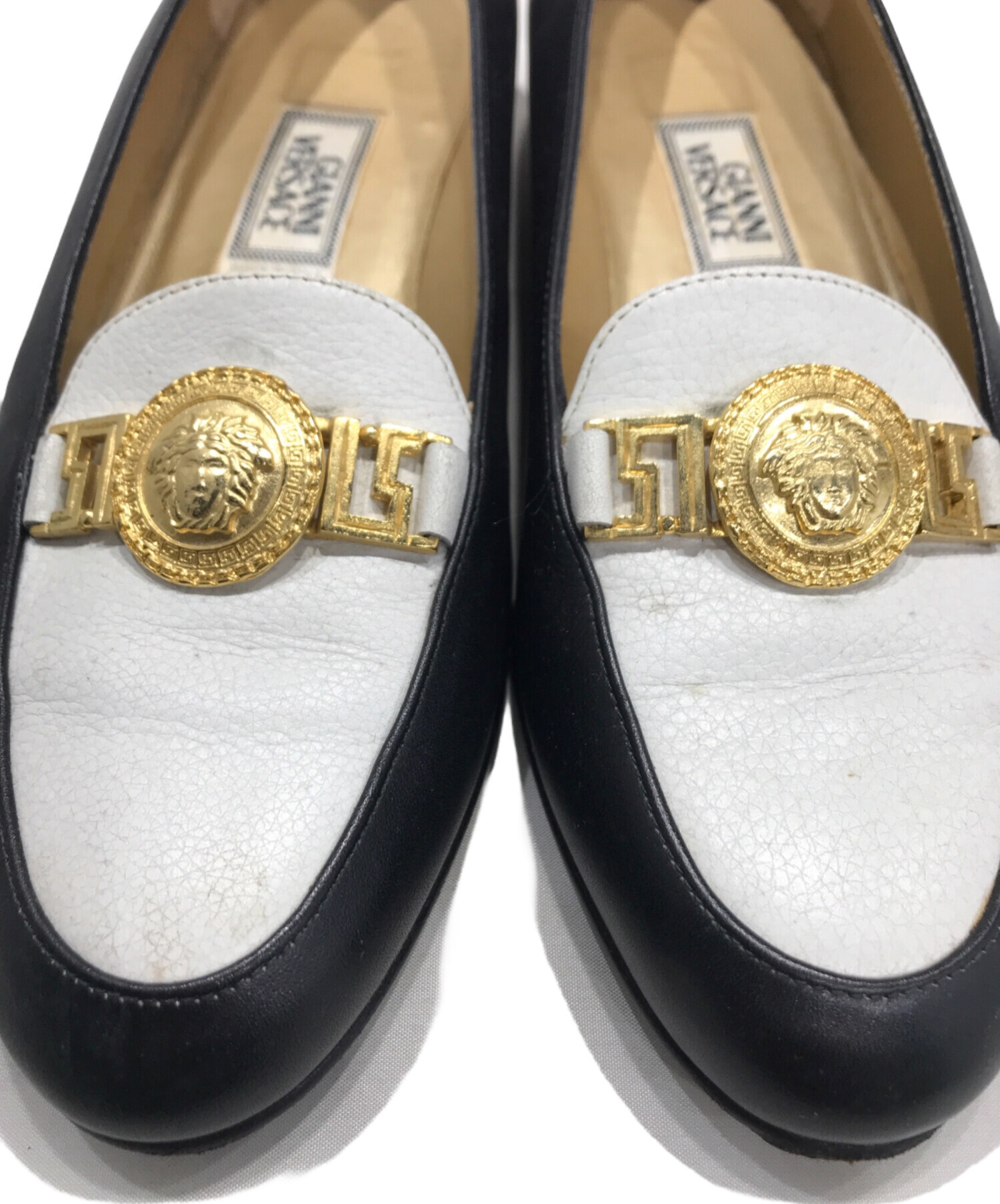 中古・古着通販】GIANNI VERSACE (ジャンニヴェルサーチ) ビットローファー ブラック サイズ:35 1/2｜ブランド・古着通販  トレファク公式【TREFAC FASHION】スマホサイト