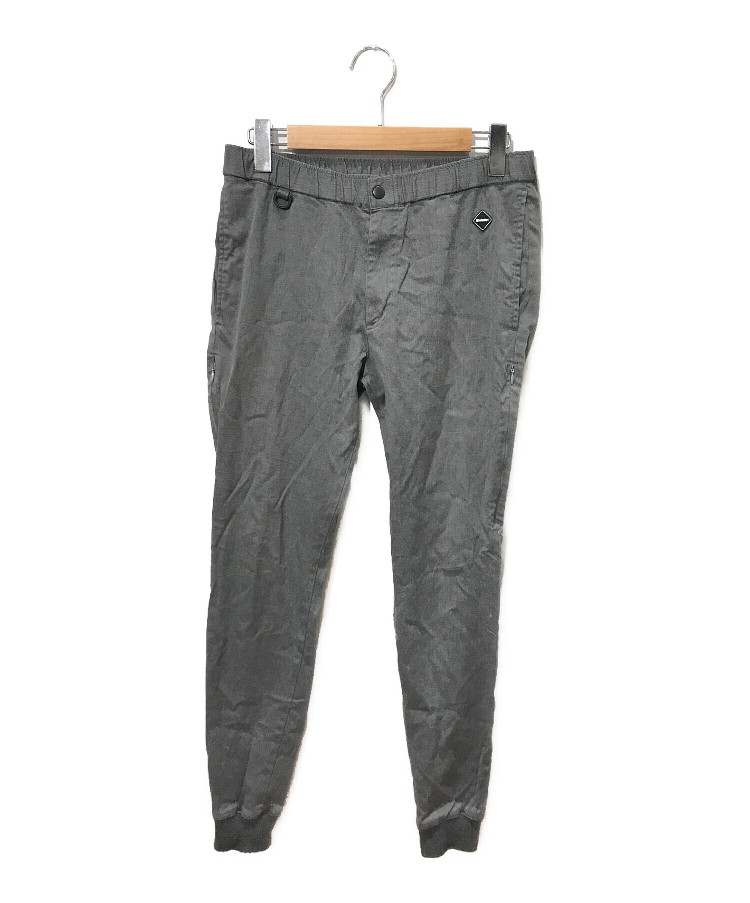 F.C.R.B. (エフシーレアルブリストル) VENTILATION RIB PANTS グレー サイズ:L