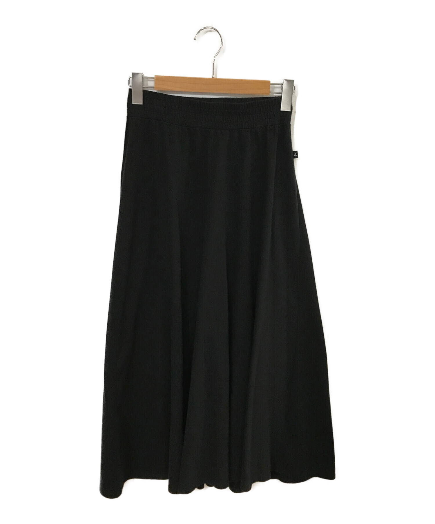 agnes b (アニエスベー) スカート ブラック サイズ:記載なし