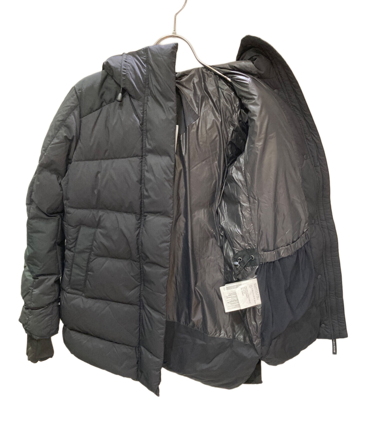 中古・古着通販】CANADA GOOSE (カナダグース) ダウンジャケット ブラック サイズ:XS 未使用品｜ブランド・古着通販  トレファク公式【TREFAC FASHION】スマホサイト