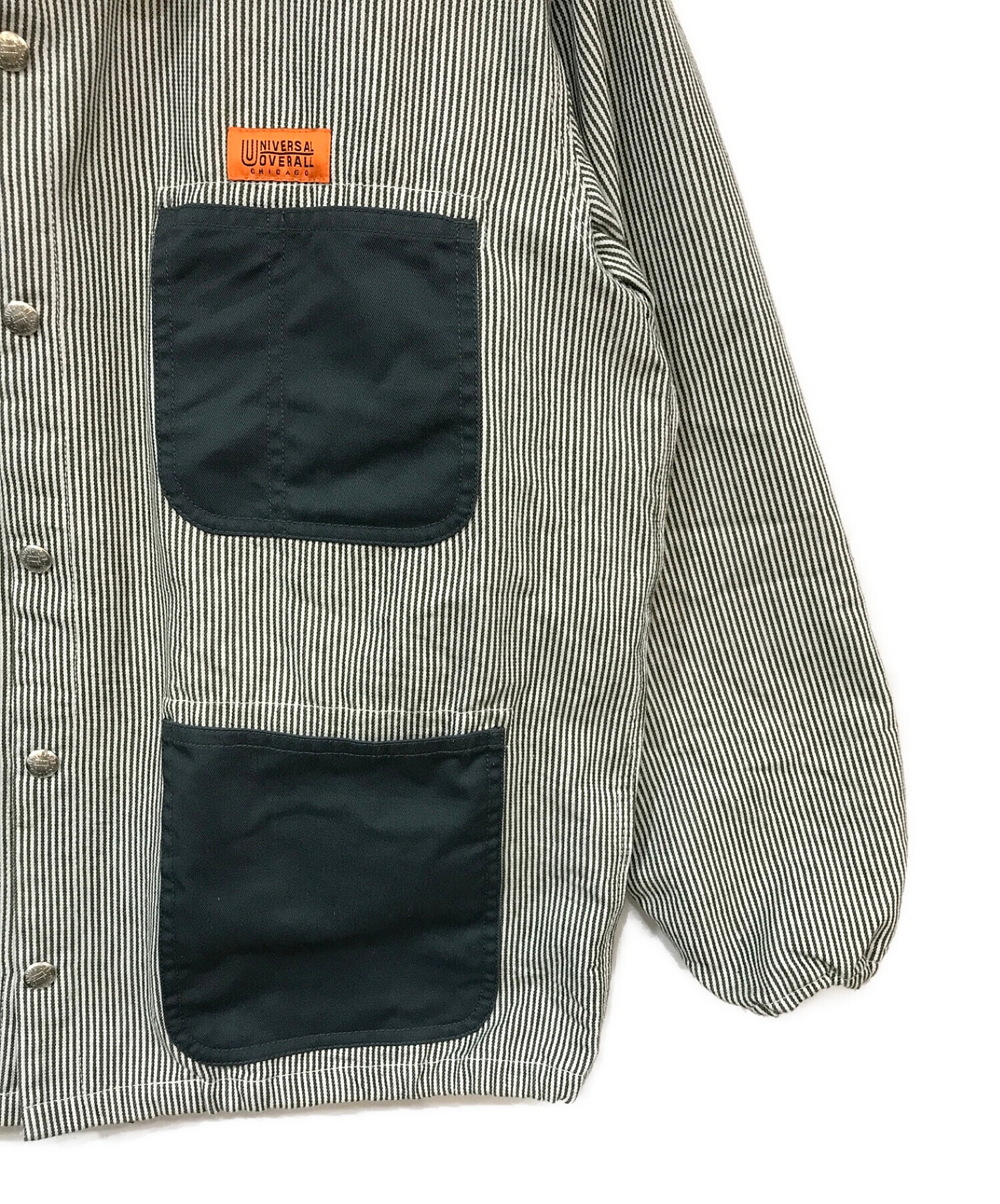 UNIVERSAL OVERALL×BEAMS (ユニバーサルオーバーオール×ビームス) 別注ヒッコリーカバーオール グリーン×ホワイト サイズ:L