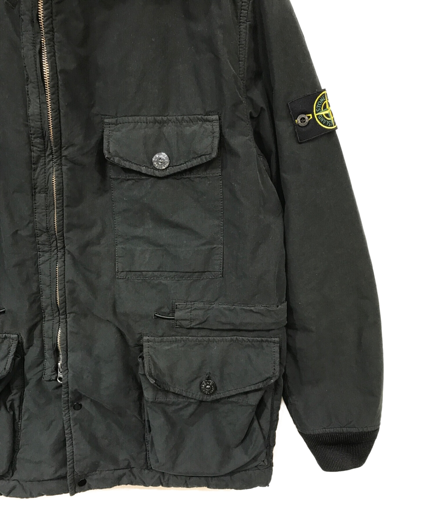 STONE ISLAND (ストーンアイランド) カーゴポケットフーデッド ジャケット ブラック サイズ:M