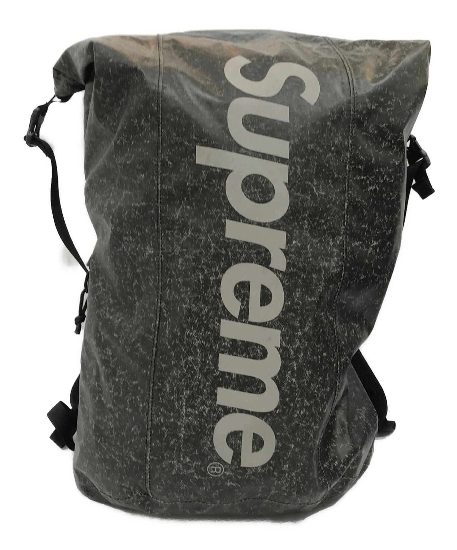 SUPREME (シュプリーム) waterproof reflective speckled backpack