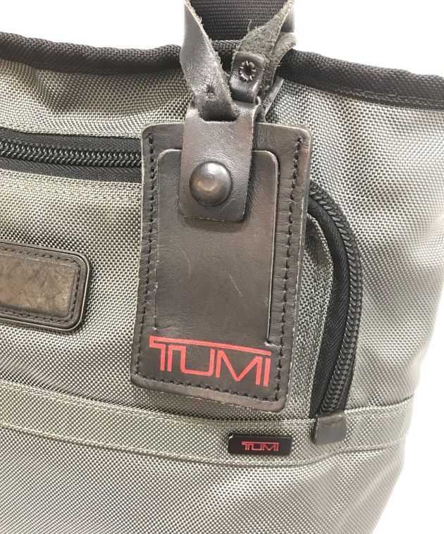 TUMI (トゥミ) トートバッグ カーキ