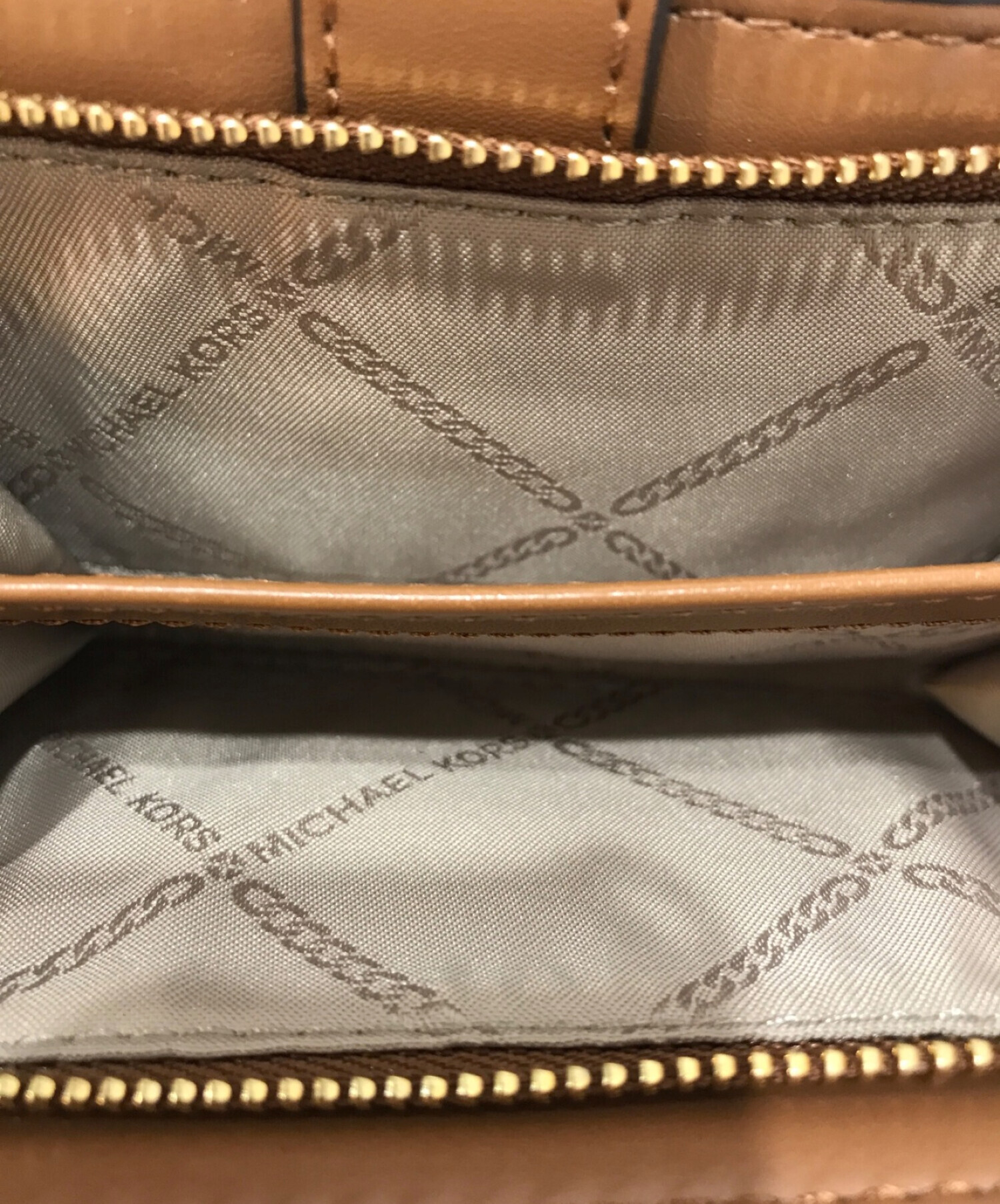 中古・古着通販】MICHAEL KORS (マイケルコース) 2つ折り財布 ブラウン