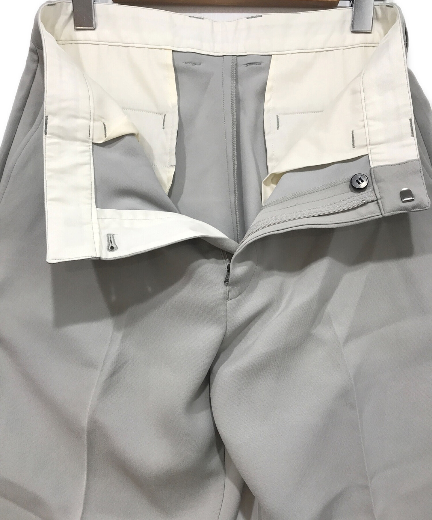 N.HOOLYWOOD (エヌ ハリウッド) STANDARD TROUSERS グレー サイズ:38