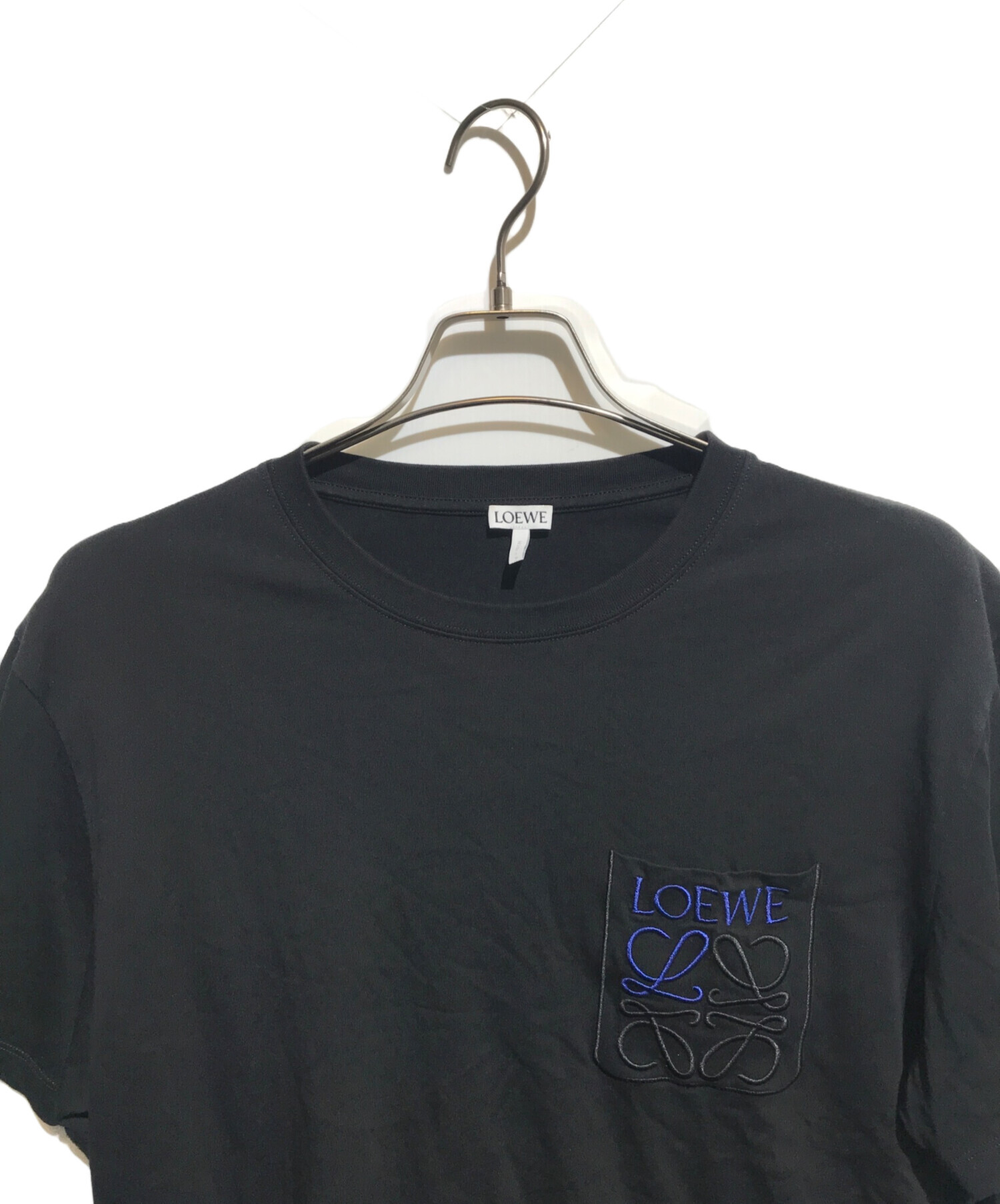 中古・古着通販】LOEWE (ロエベ) アナグラム刺繍ポケットTシャツ ブラック サイズ:M｜ブランド・古着通販 トレファク公式【TREFAC  FASHION】スマホサイト